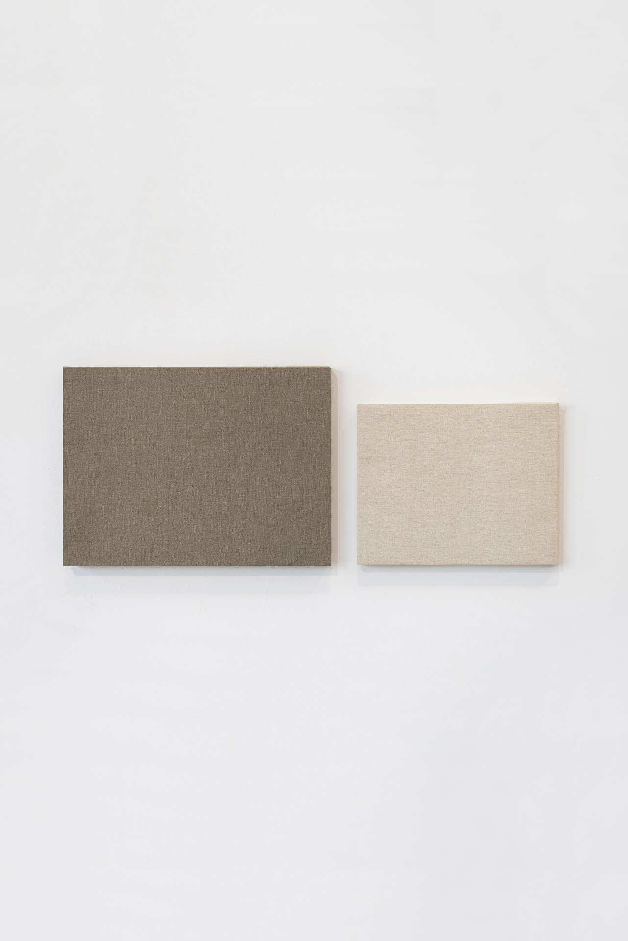 Federica Francesconi, Untitled, 2021, Industrially colored cotton canvas, dimensions variable