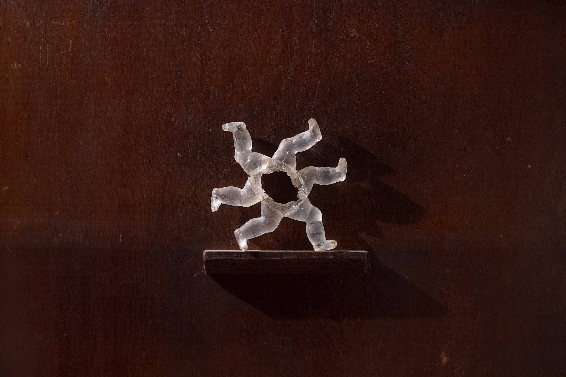 sun legs, 2019 resin 15 cm ø