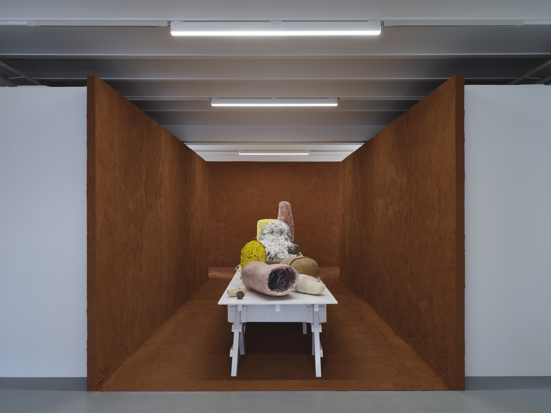 Carl Emil Jacobsen: Installation view, Overgaden, 2021. Photo: Anders Sune Berg