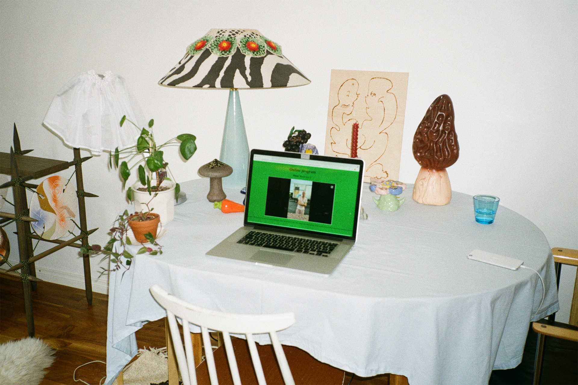 Special Day contribution, Worldview 2 by Biitsi: video with sound, 2021.