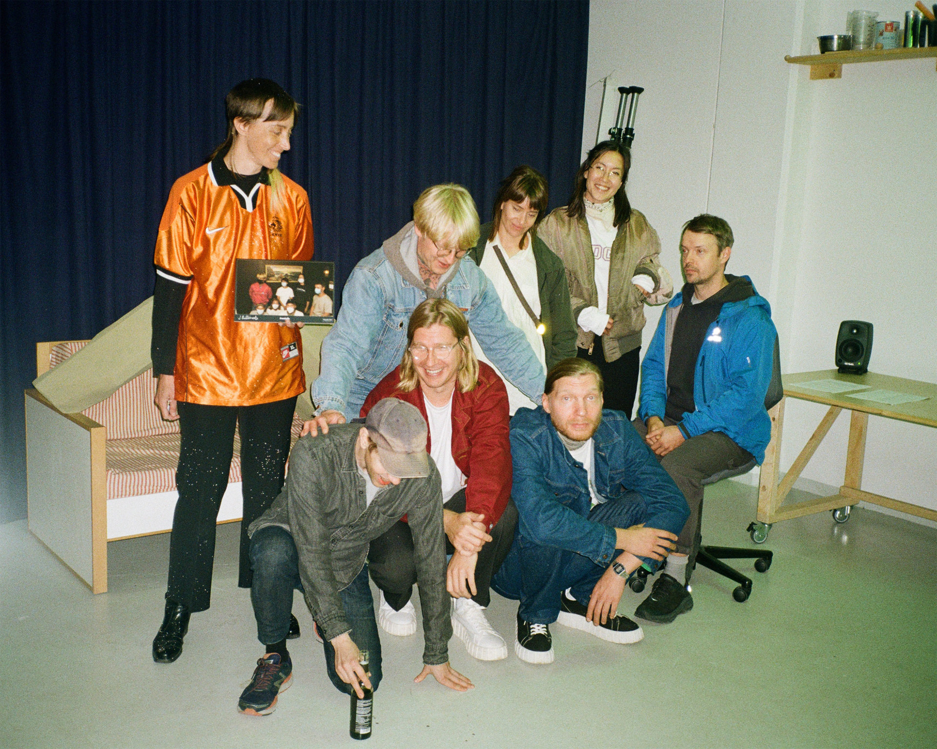 Special Day contribution, Imagine it’s a cool fancy old door with a splendid antique handle by Jessie Bullivant: text and image, team building exercise for the Porukalle studio artists, 2021