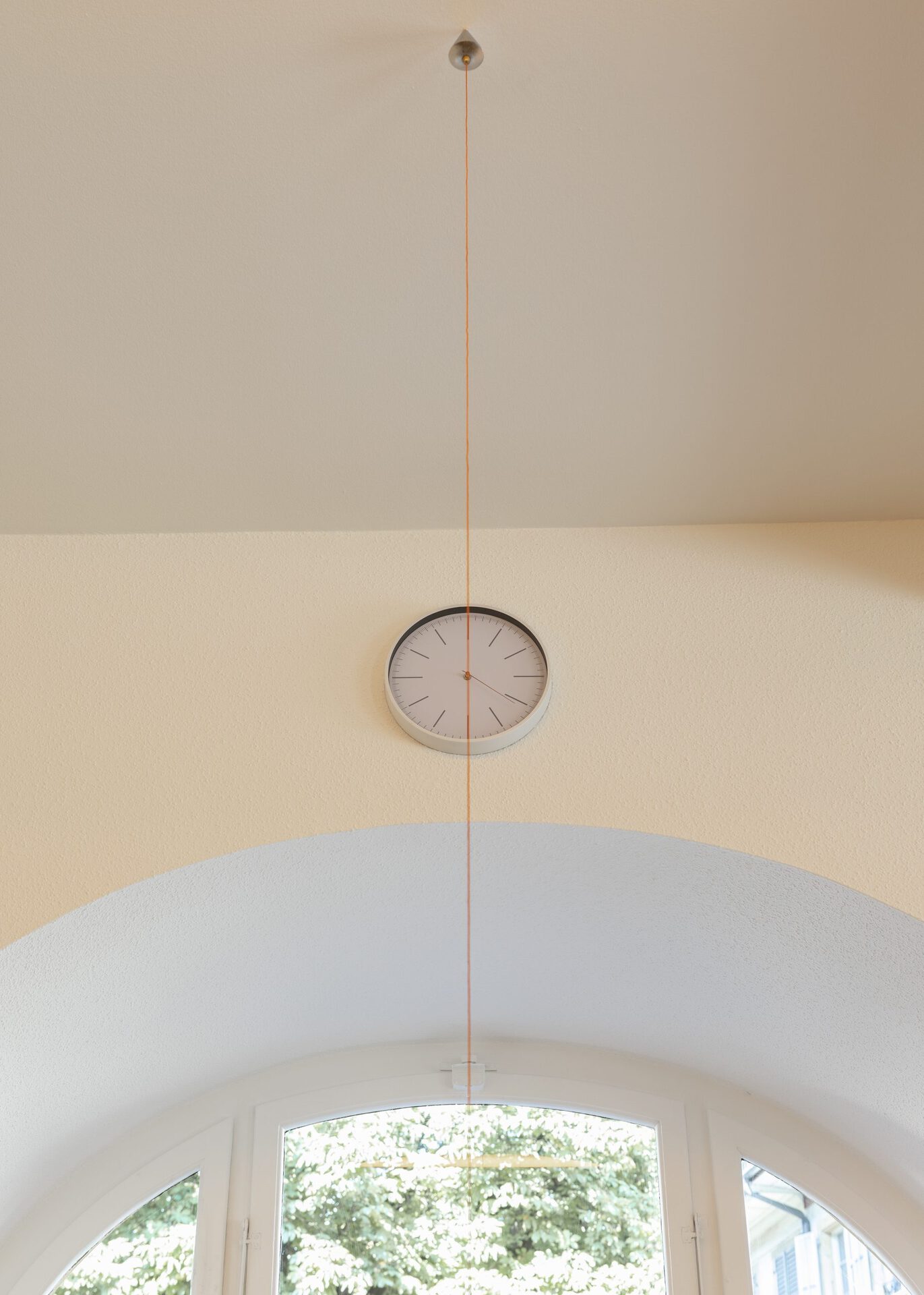 Installation views of the exhibition "Seemingly Incurable Sensation of Temporal Ambiguity" (2021) at the KRONE COURONNE / Jodok Wehrli, Close Enough, 2021. Photo: © Michal Florence Schorro.