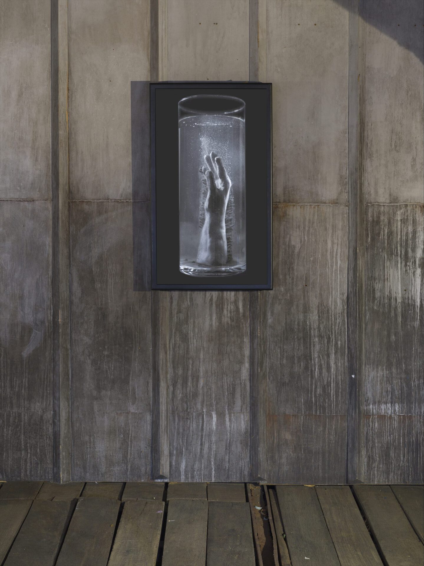 Keegan Luttrell, Gauntlet (installation view), 2021, dims variable, video installation.