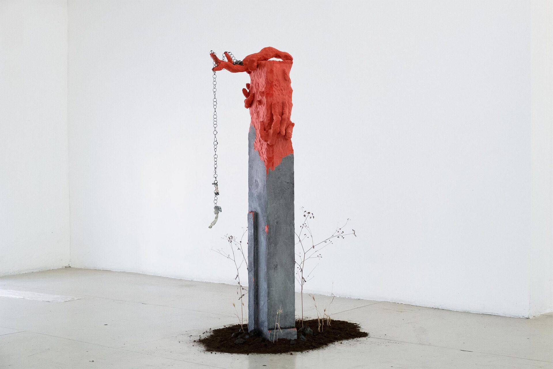 Cédric Esturillo, offrande (1), 2021 variable dimensions wood, steel, ceramic, jewelry, shellfish, ground, plants, paint.