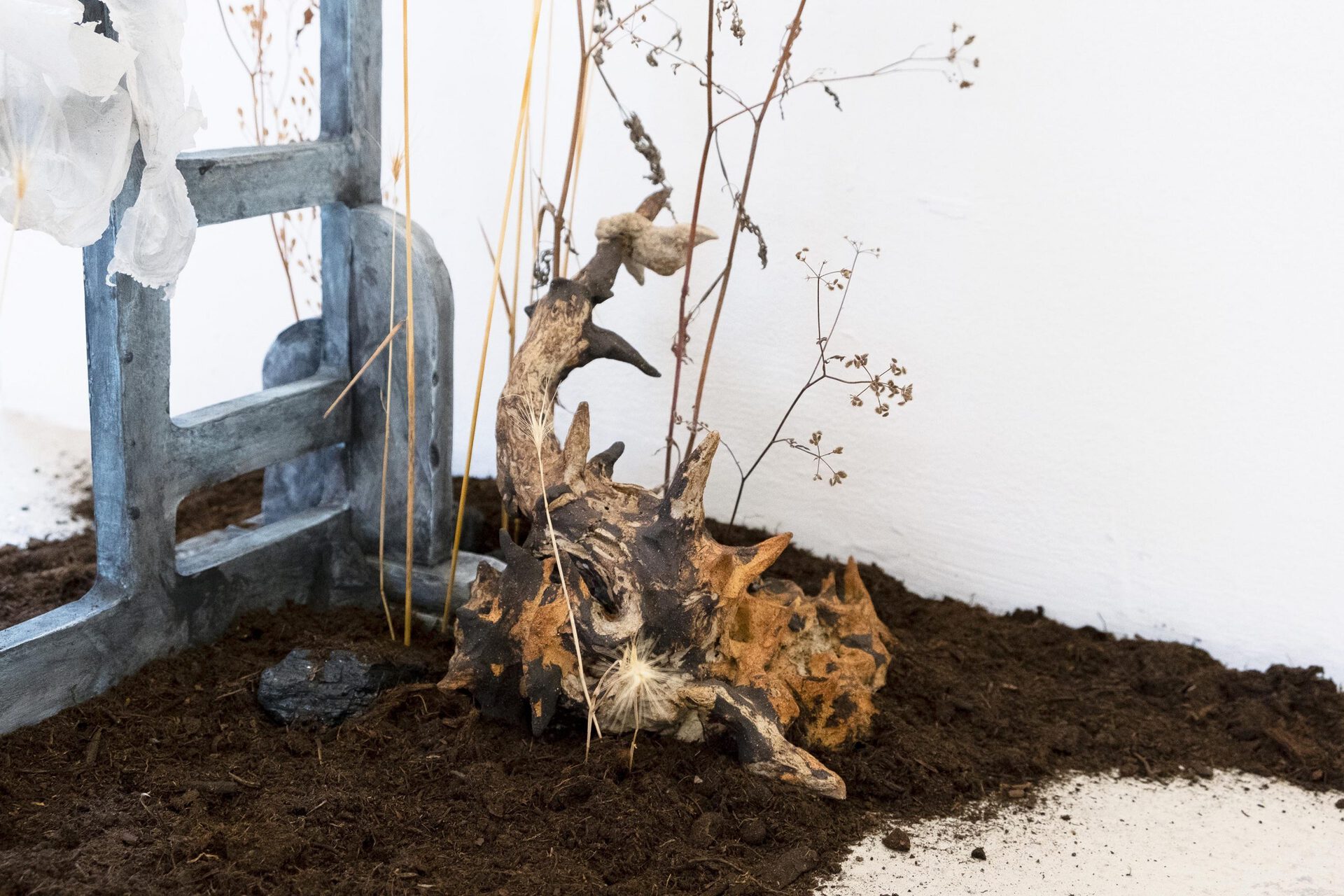 Cédric Esturillo, relique, 2021 variable dimensions ceramics, jewelry, steel, physiological saline, latex, hair, ground, plants, paint