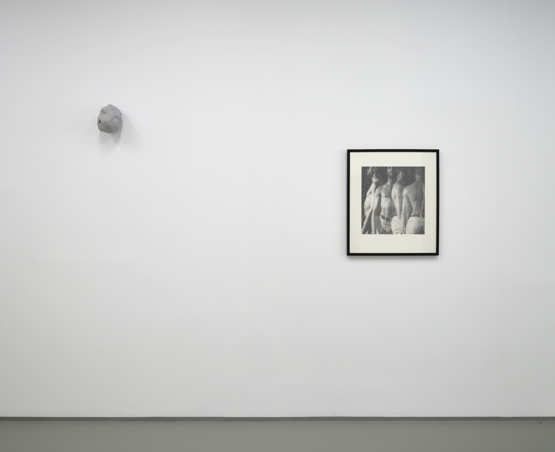 Left: Zoltan Ará: Sorrow Gland, 2021. Cabonised Silk thread, Haitian Pearls. Right: Niels Nedergaard: Untitled, 1975. Silver, gelatine, and baryta paper.