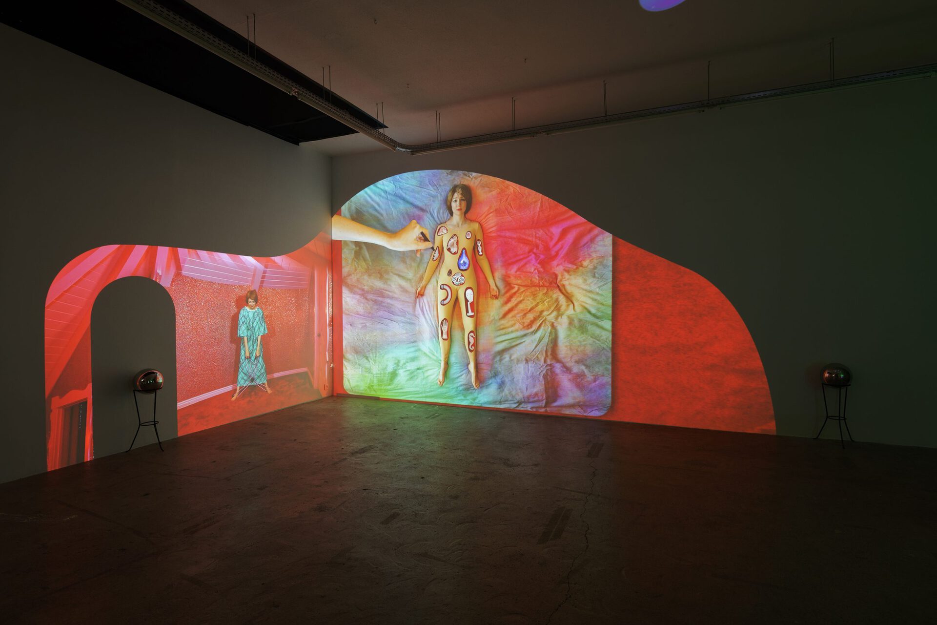 Shana Moulton, The Invisible Seventh is the Mystic Column, 2022, synchronized projections, 7’34