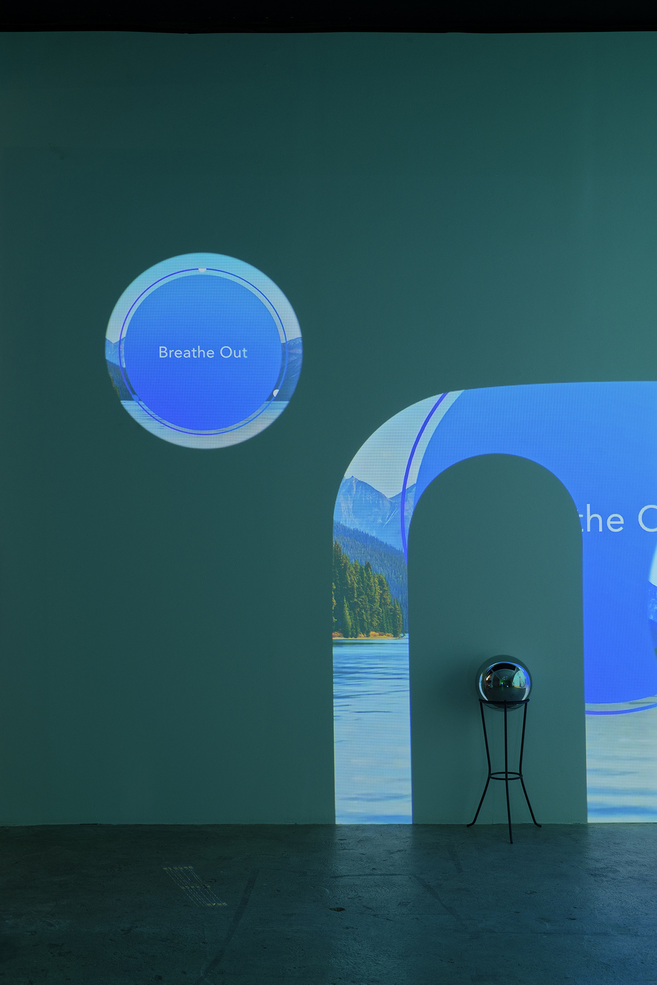 Shana Moulton, The Invisible Seventh is the Mystic Column, 2022, synchronized projections, 7’34