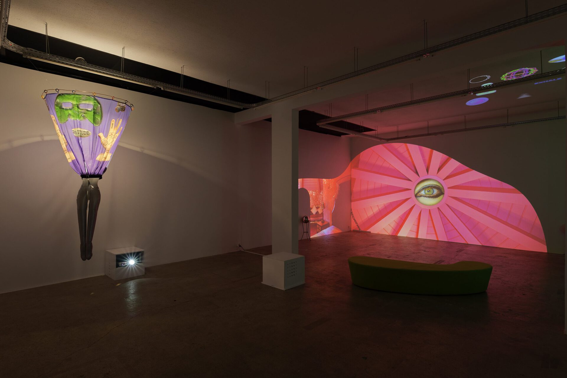 Shana Moulton, All I need is the air that I breathe, 2021, exhibition view, Crèvecœur, Paris