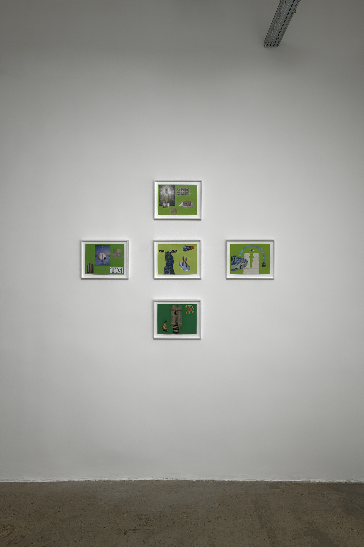 Shana Moulton, All I need is the air that I breathe, 2021, exhibition view, Crèvecœur, Paris