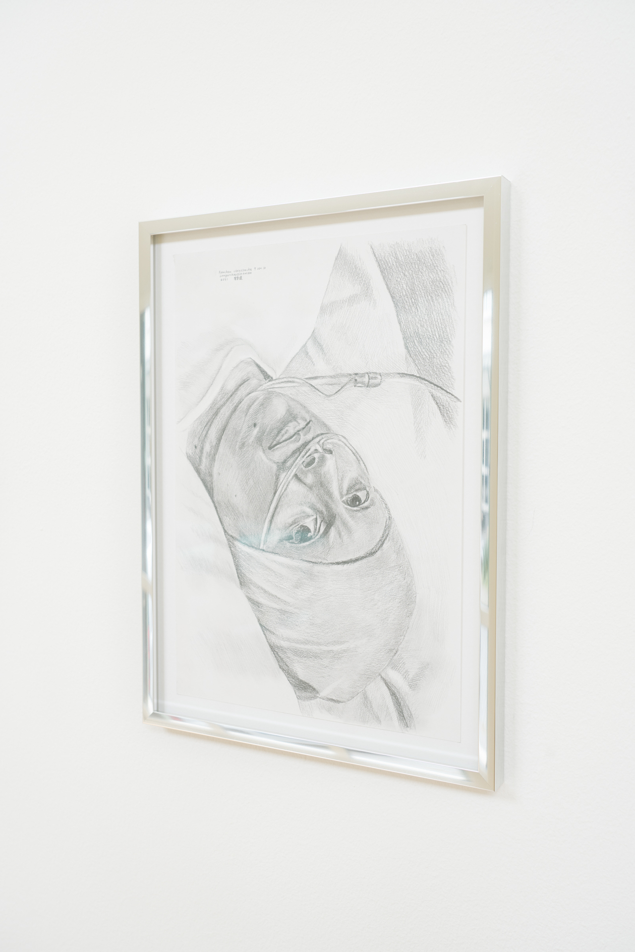 Siyi Li, Das Rauchen Aufgeben - für Ihre Lieben Weiterleben, 2021, Pencil on paper in aluminium frame, 25 x 34cm
