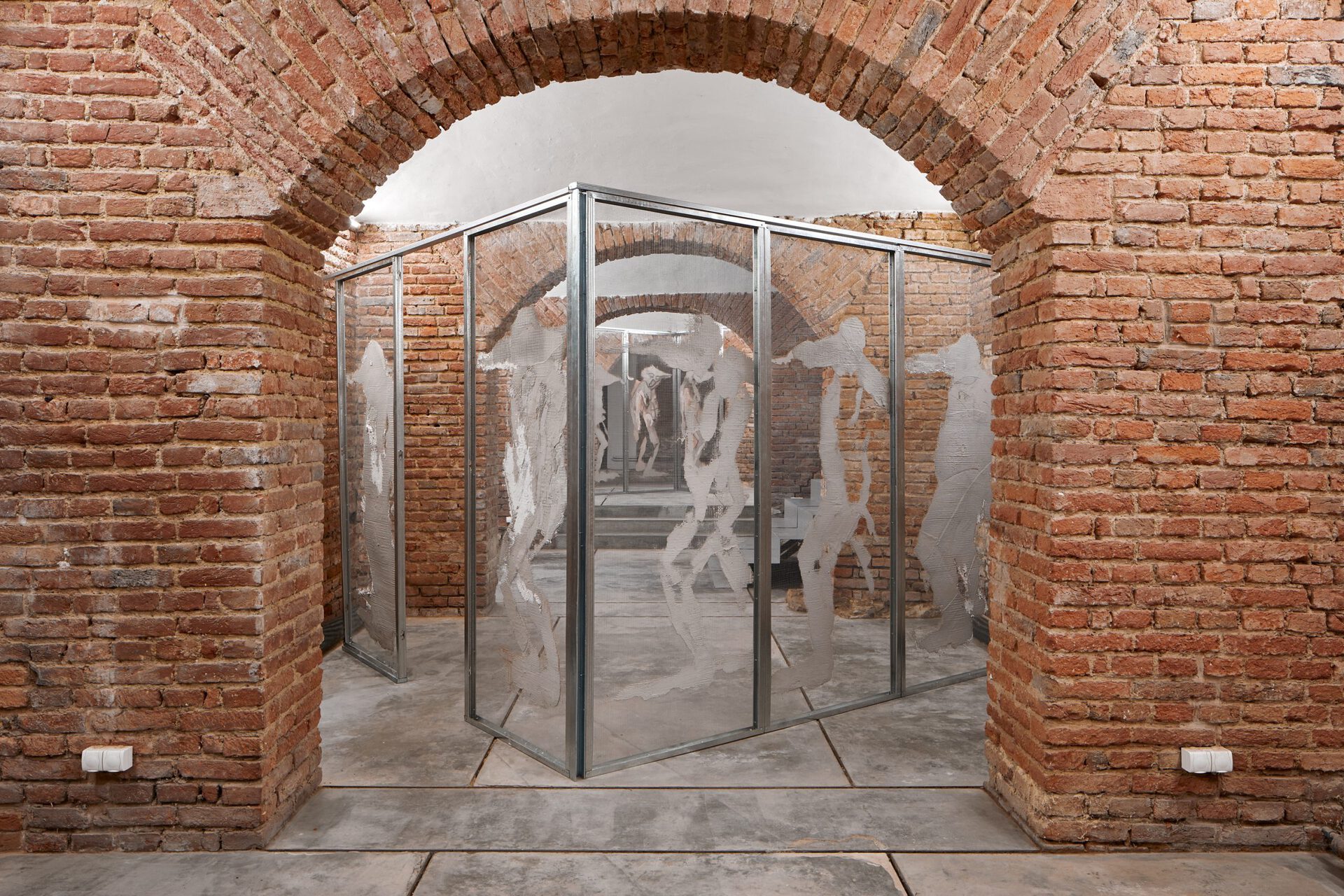 Vytenis Burokas, Crosswind, 2020–1. Aluminium profiles, metal net, rivets, rubber washers, plaster