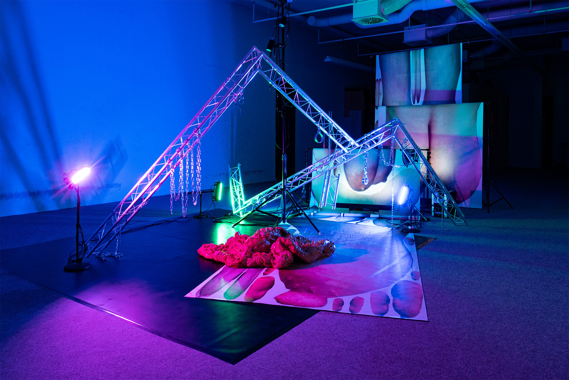 Peaches, Taboobs, 2021, Staged Banner, Truss, Chain, Clamps, Cuffs, Light Programming