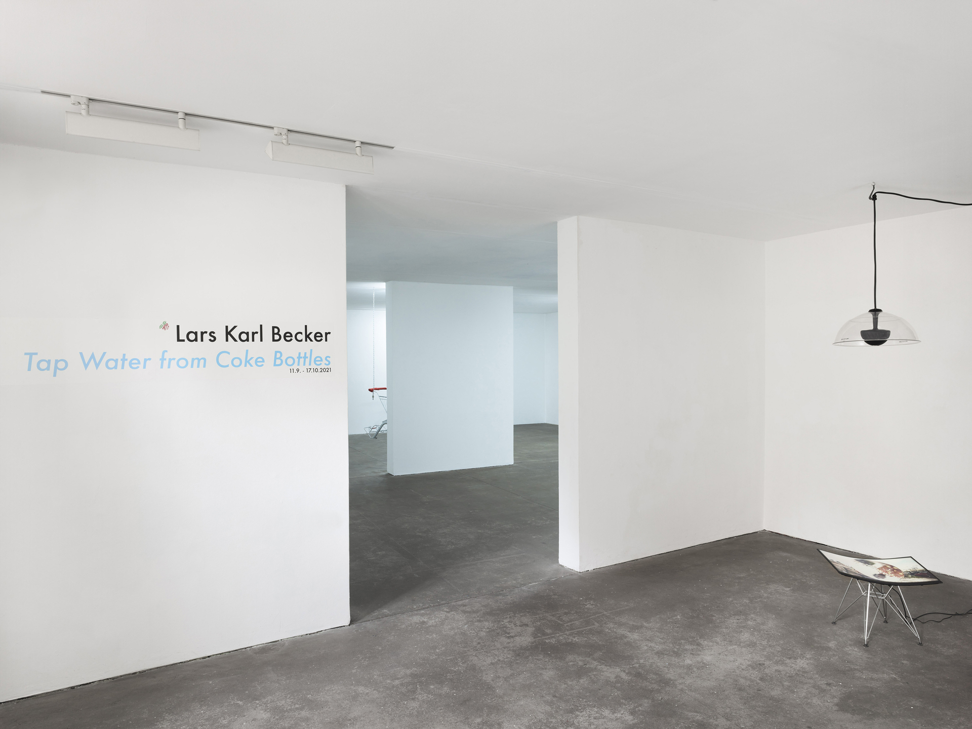 Lars Karl Becker, Tap Water from Coke Bottles, 2021 (exhibition view). Photo: Roman Mensing, artdoc.de