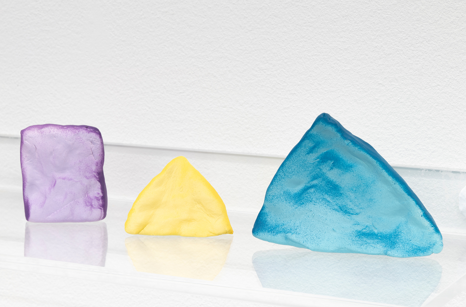 Maren Dagny Juell, Lick Pick Kick, 2021, VR installation.
