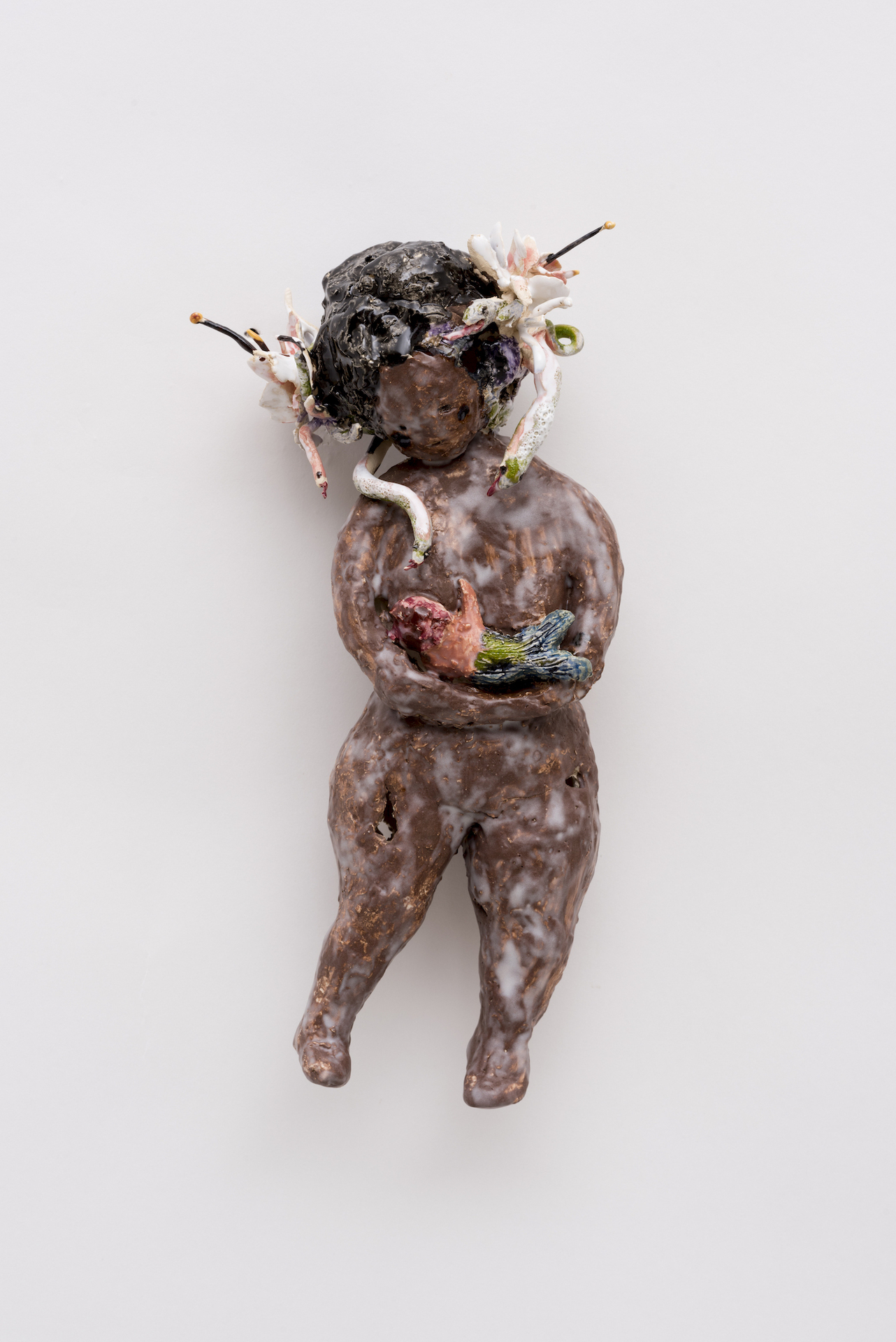 Asana Fujikawa, Medusa and her child, 2016, Ceramics, 25 x 14 x 7 cm