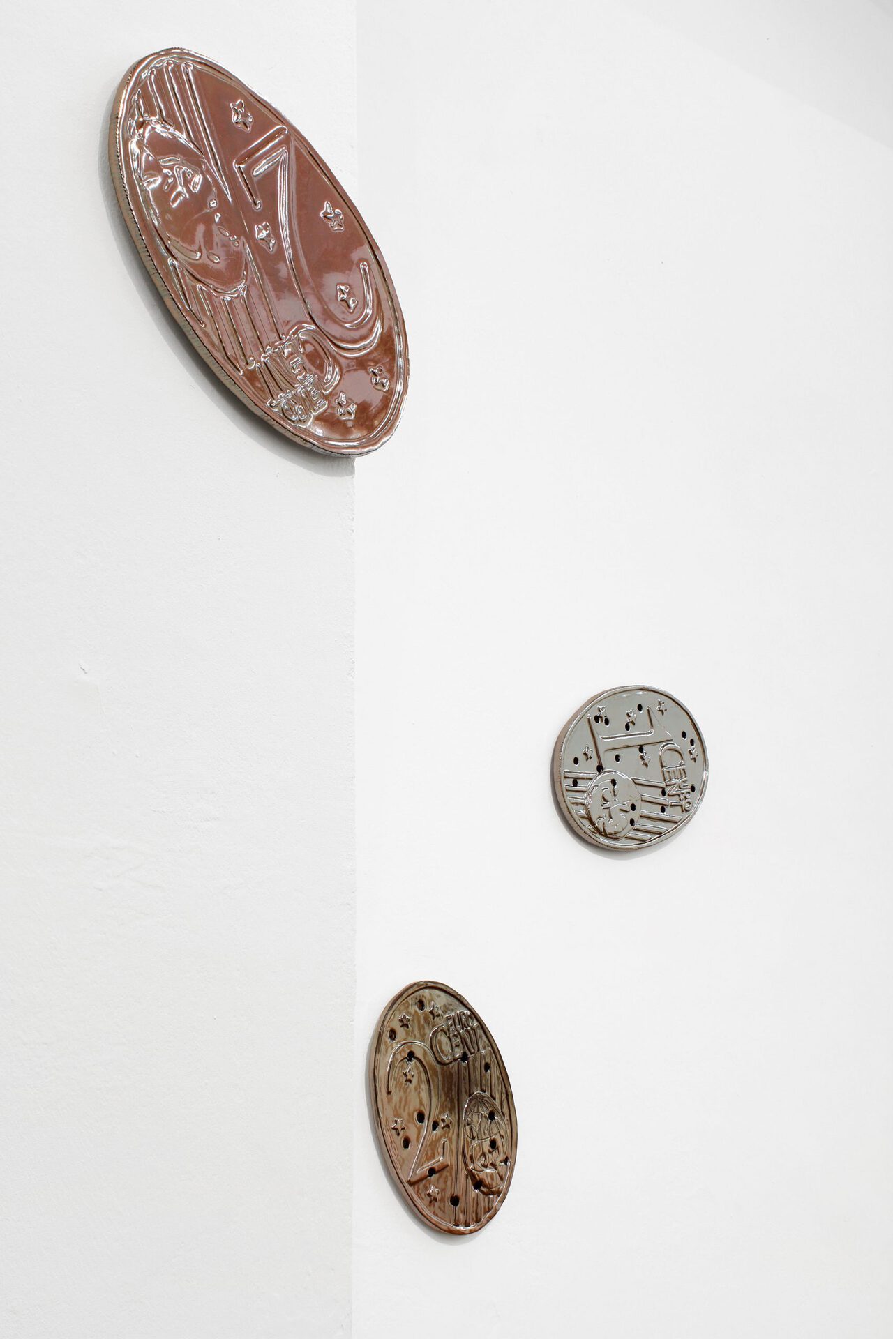 Suse Bauer, Makers and Takers (Detail), exhibition view, 2021