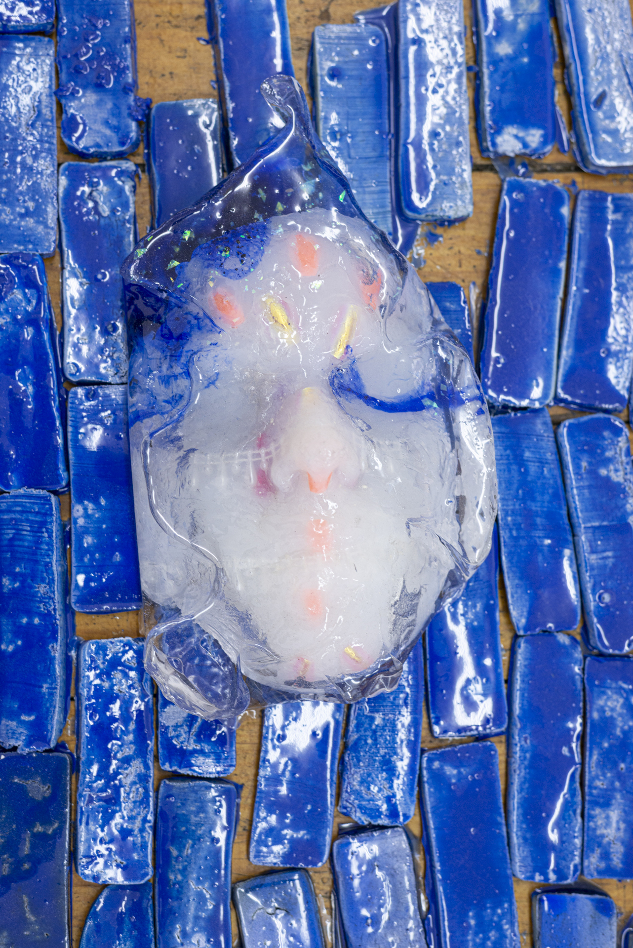 Theresa Weber, Transparency Masks, 2021, silicone,  collage, pigment in polyester resin, ca. 20 x 30 cm