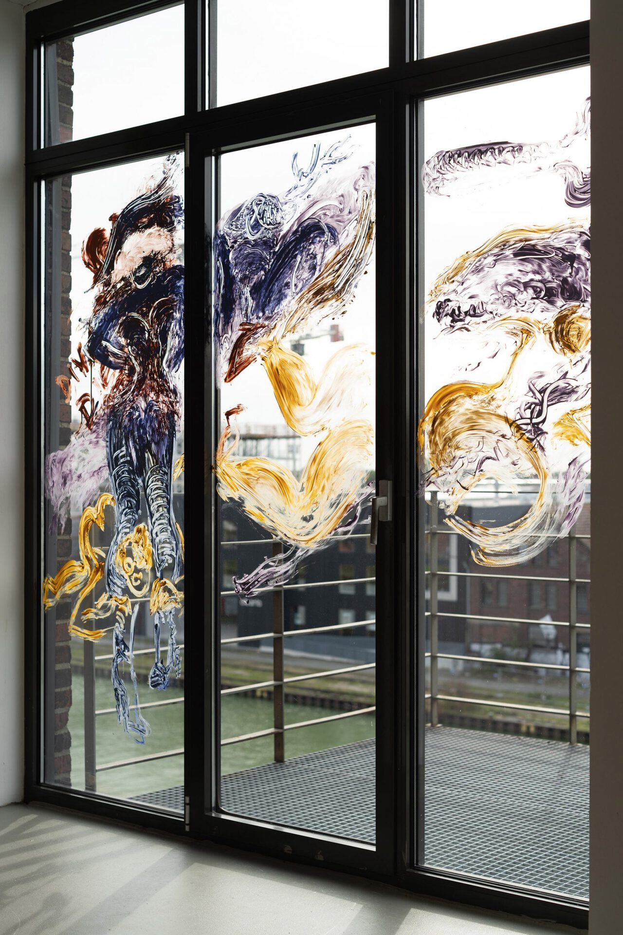 Charlott Weise, Divadienst (Detail), 2021. Exhibition view Tinted Glass, Kunsthalle Münster 2021. Courtesy the artist