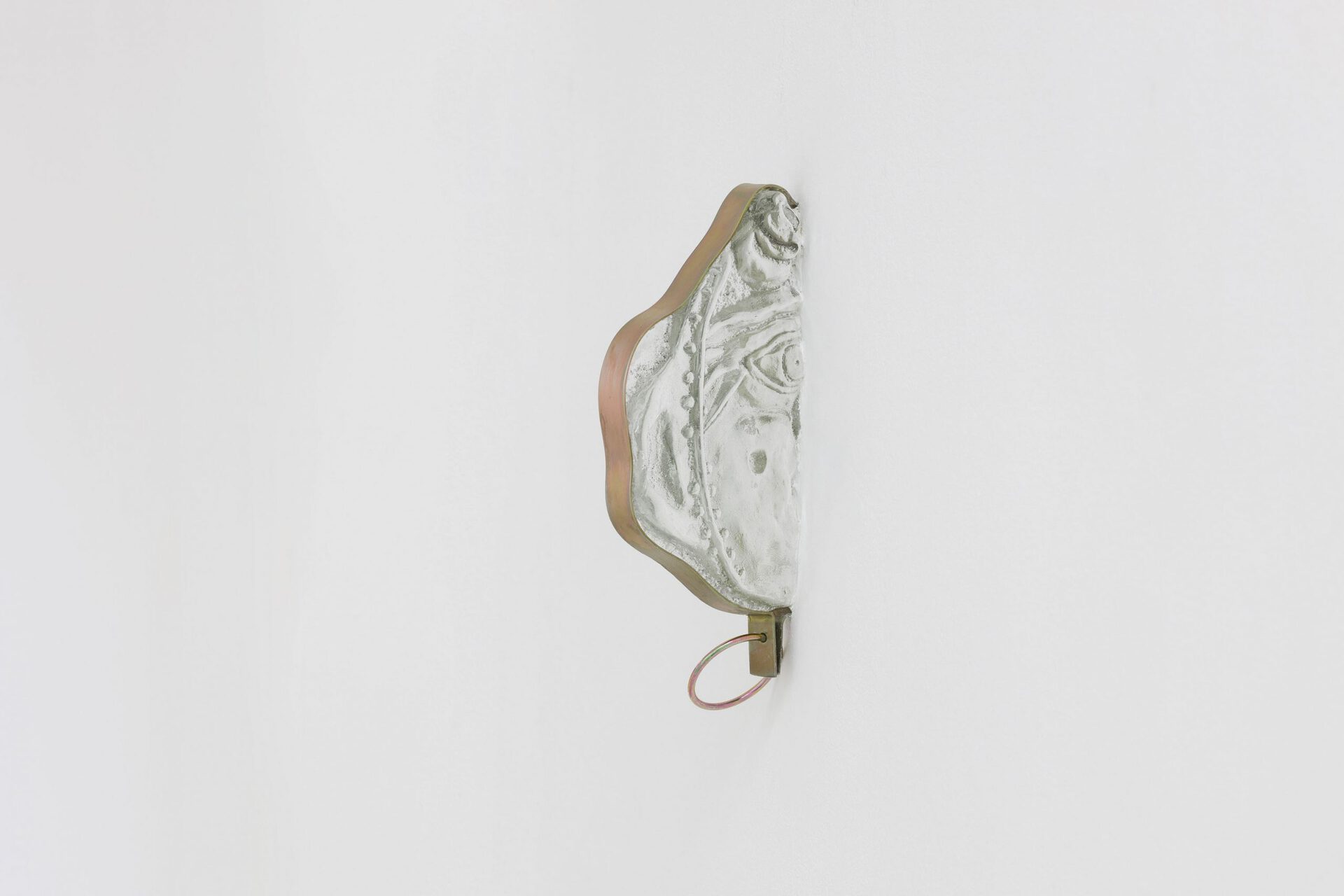 Andreia Santana, Gaze, 2021, Glass and bichromated iron. 20 x 15 x 3 cm