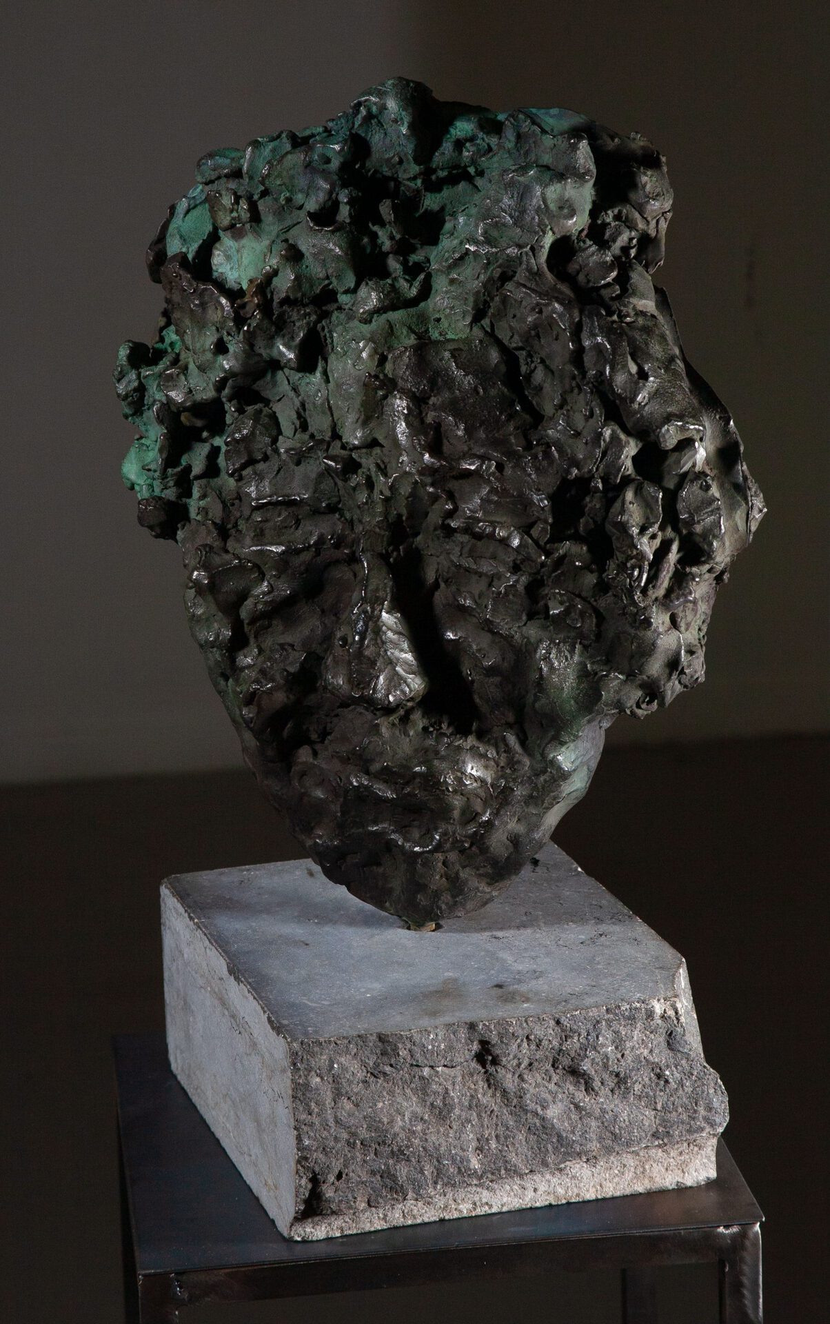 Bernie Autsema, portret inspired by Giacometti, bronze,2021