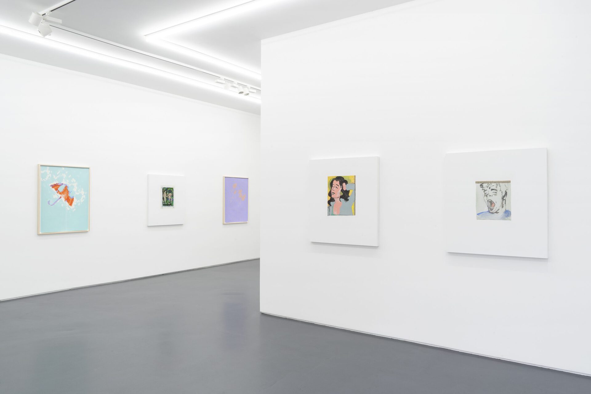 Installation view, Lisa Holzer; John Matthew Heard, dependent, Mountains, Berlin, 2021