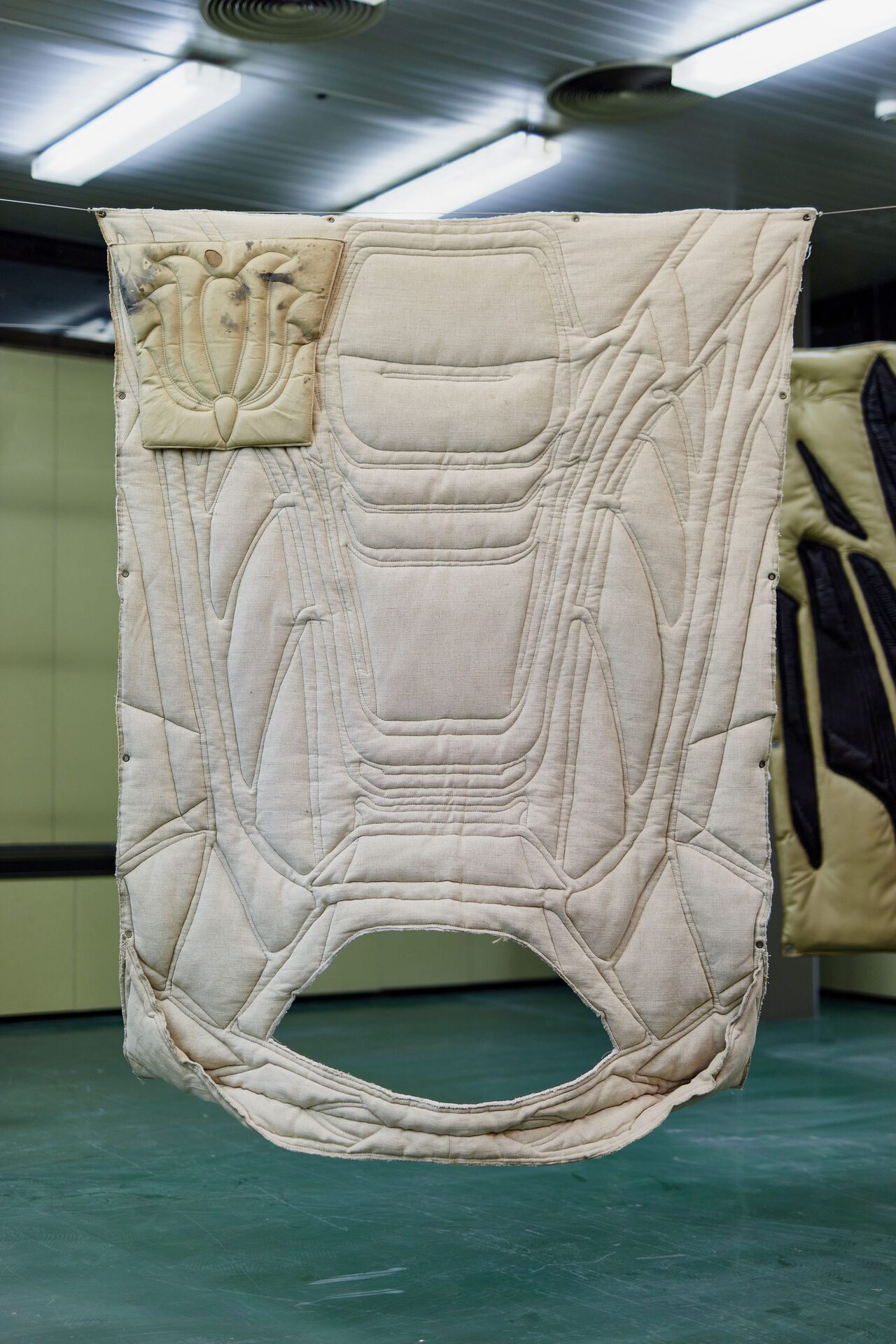 Adrian Kiss, Dunyha Active, 2020, Quilted leather, linen, 200 ×140 cm