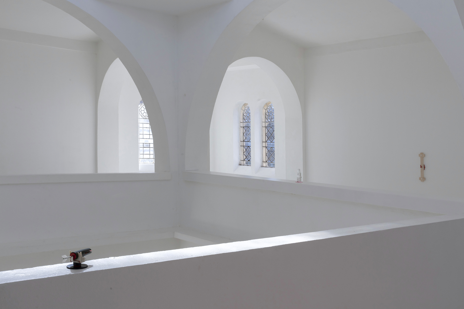 View of the exhibition Weather Stork Point by Camille Blatrix, CAC - la synagogue de Delme, 2021