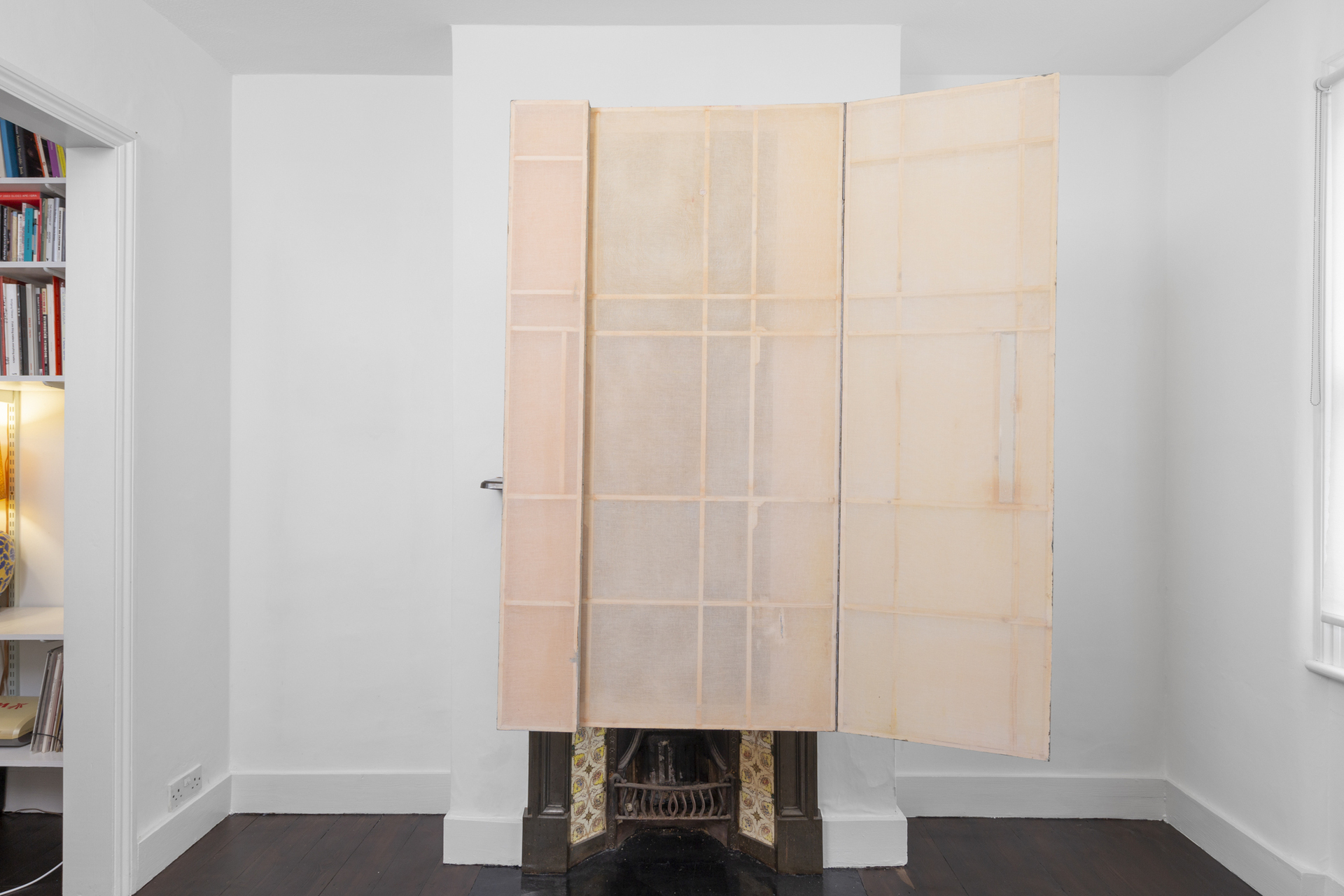 Henrik Potter, Trauerspiel / Skinny, 2021 Oil paint, muslin, wood, air dry clay, hinges, glue, thread 150 x 80 x 7 cm (closed)