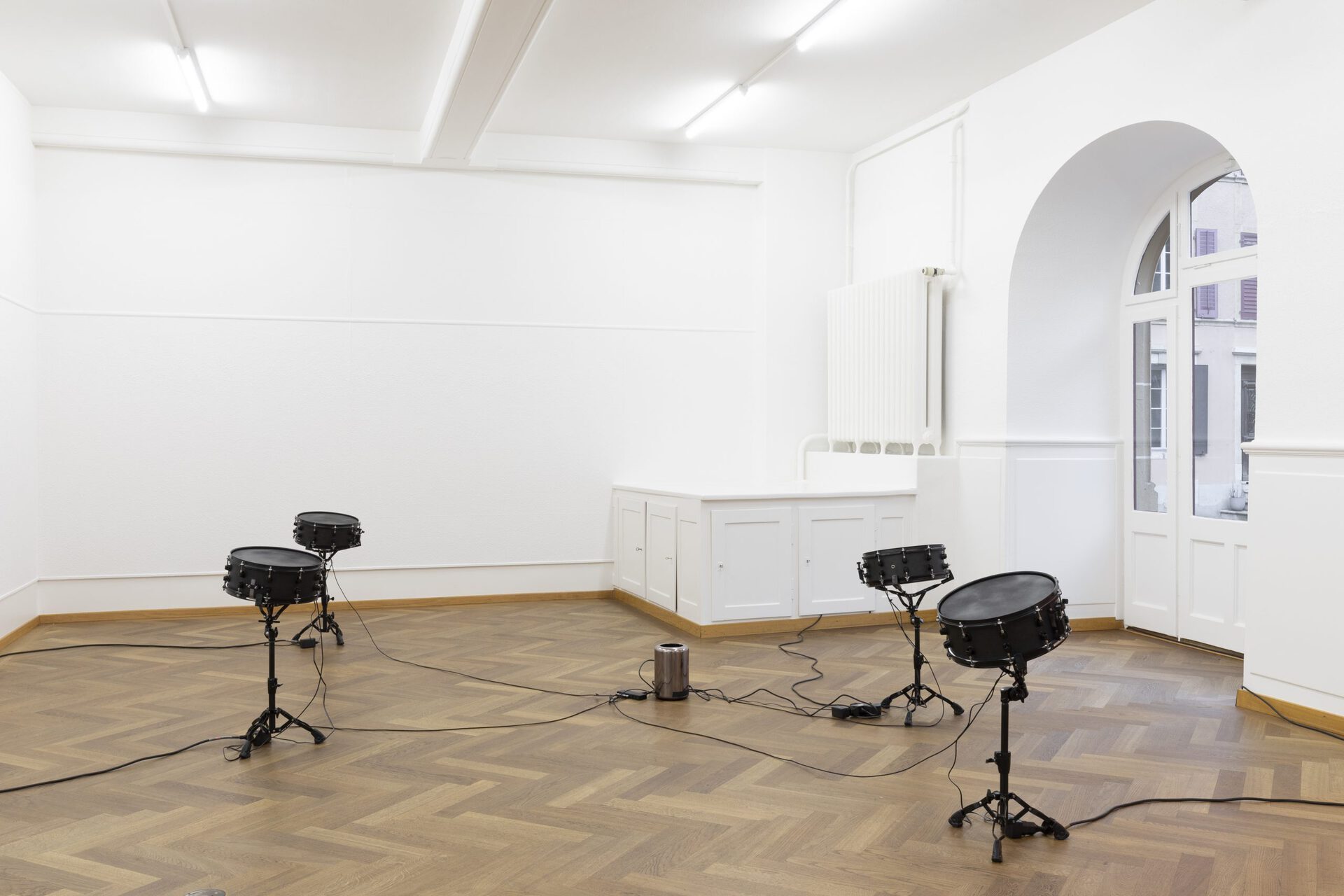 generic drums, Julian Zehnder “Isomorphous Drip” at Krone Couronne, Biel/Bienne. © Michal Florence Schorr