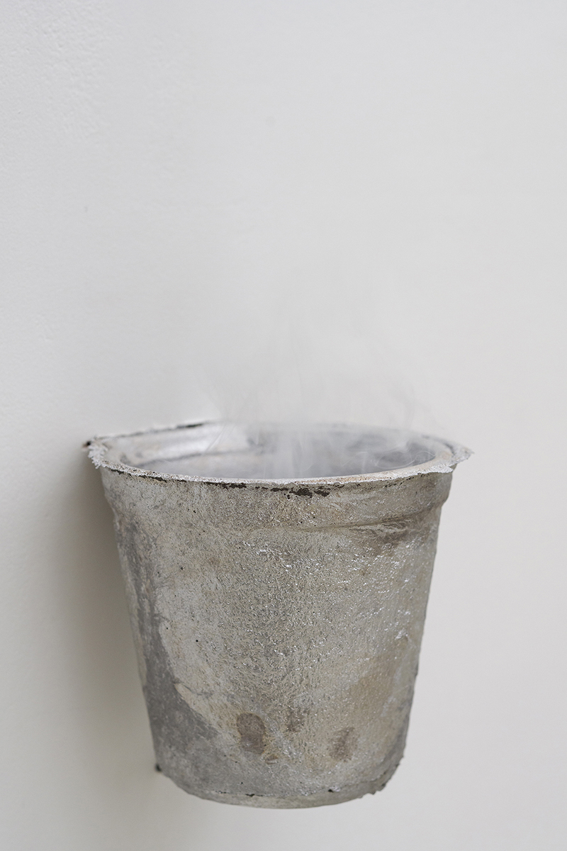 Liesl Raff, Bucket 4, 2021 (Aluminium, steel, coal, copal, 15 x 15 x 15 cm).