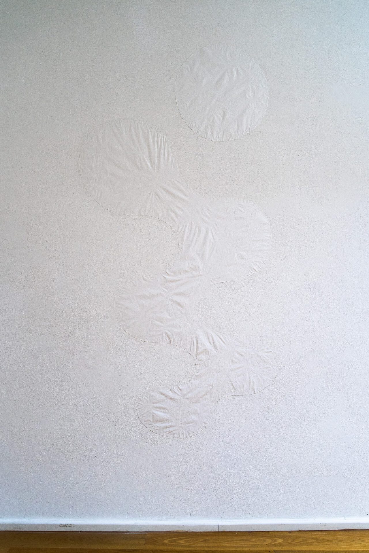 Kalas Liebfried, Skinning (Walkman Emblem), 2021 silk paper, varnish
Edition of 3 (+1AP), 110 x 200 cm