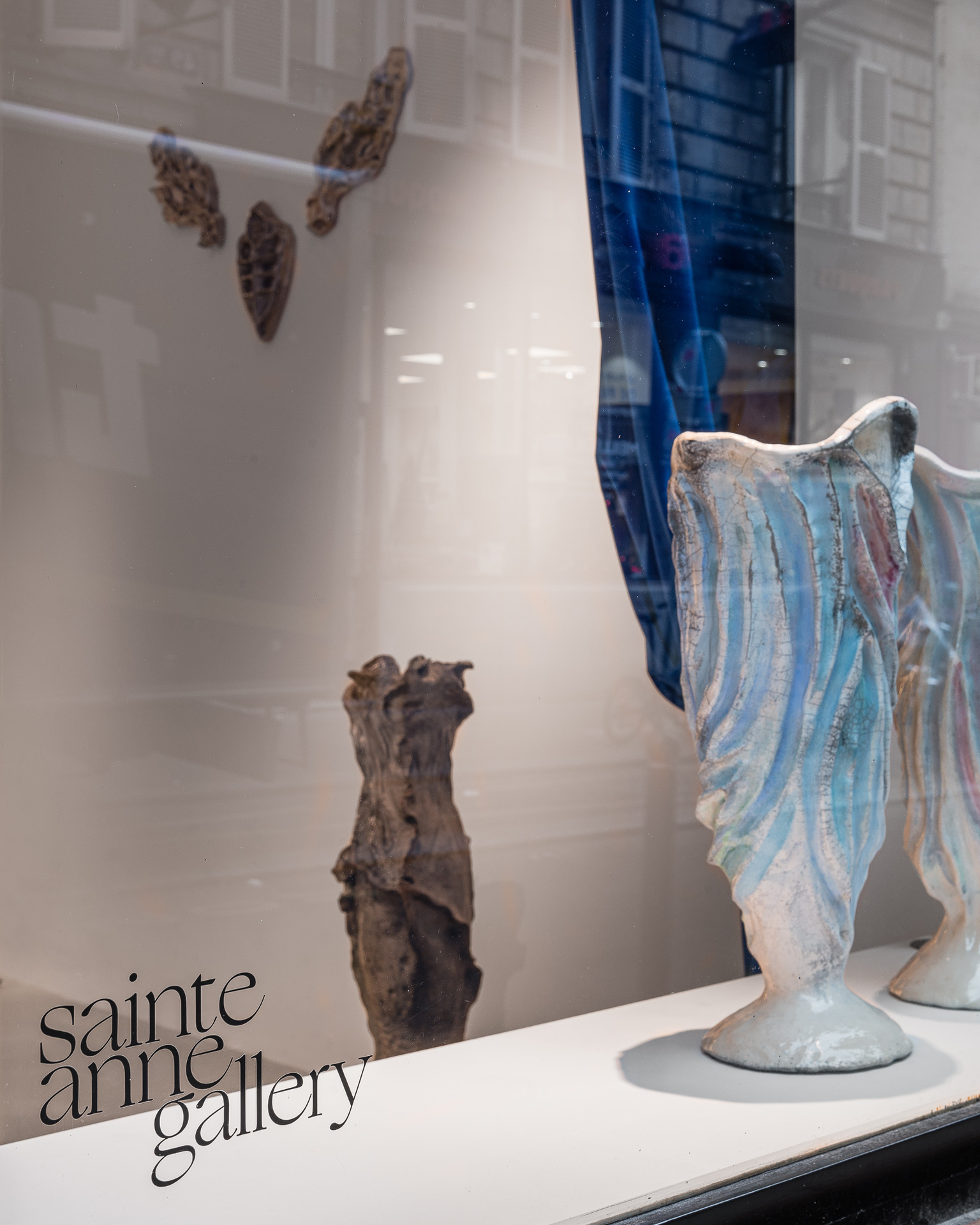 Royal Fantasy exhibition, outdoor view, Bella Hunt & Ddc and Southway Studio, Sainte Anne Gallery, Paris