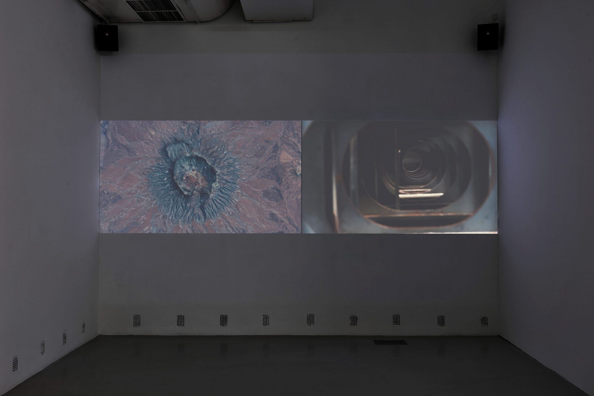 Anca Benera & Arnold Estefán: Blue Ground, 2021 | photo: Dávid Biró