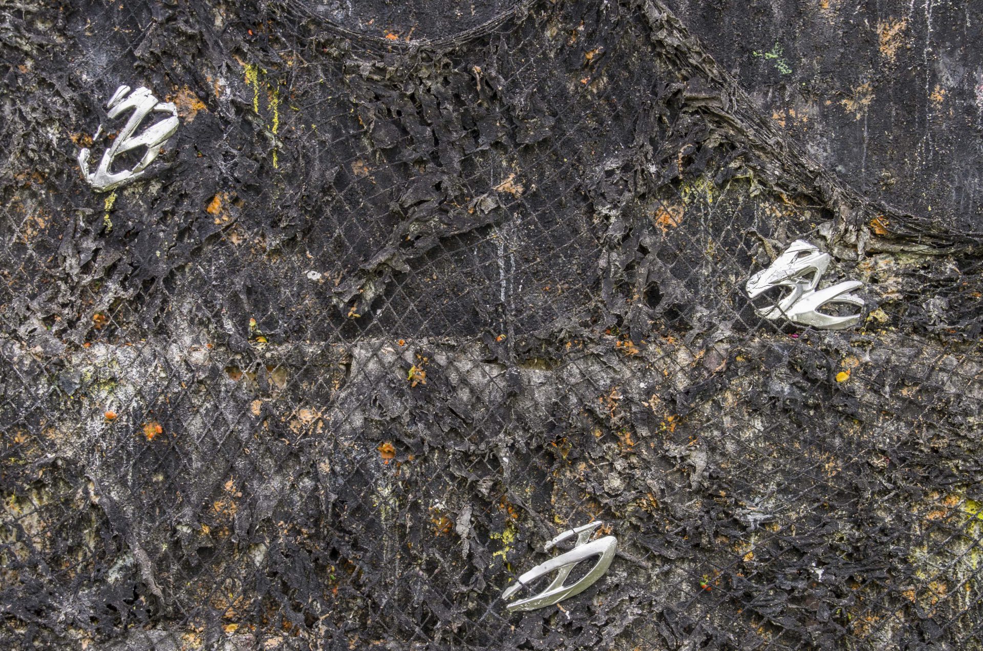 Yannick Harter, ‚There is Bliss in Tessellated Surfaces, C_1.1, C_2.0‘, Tin Casting, 2021