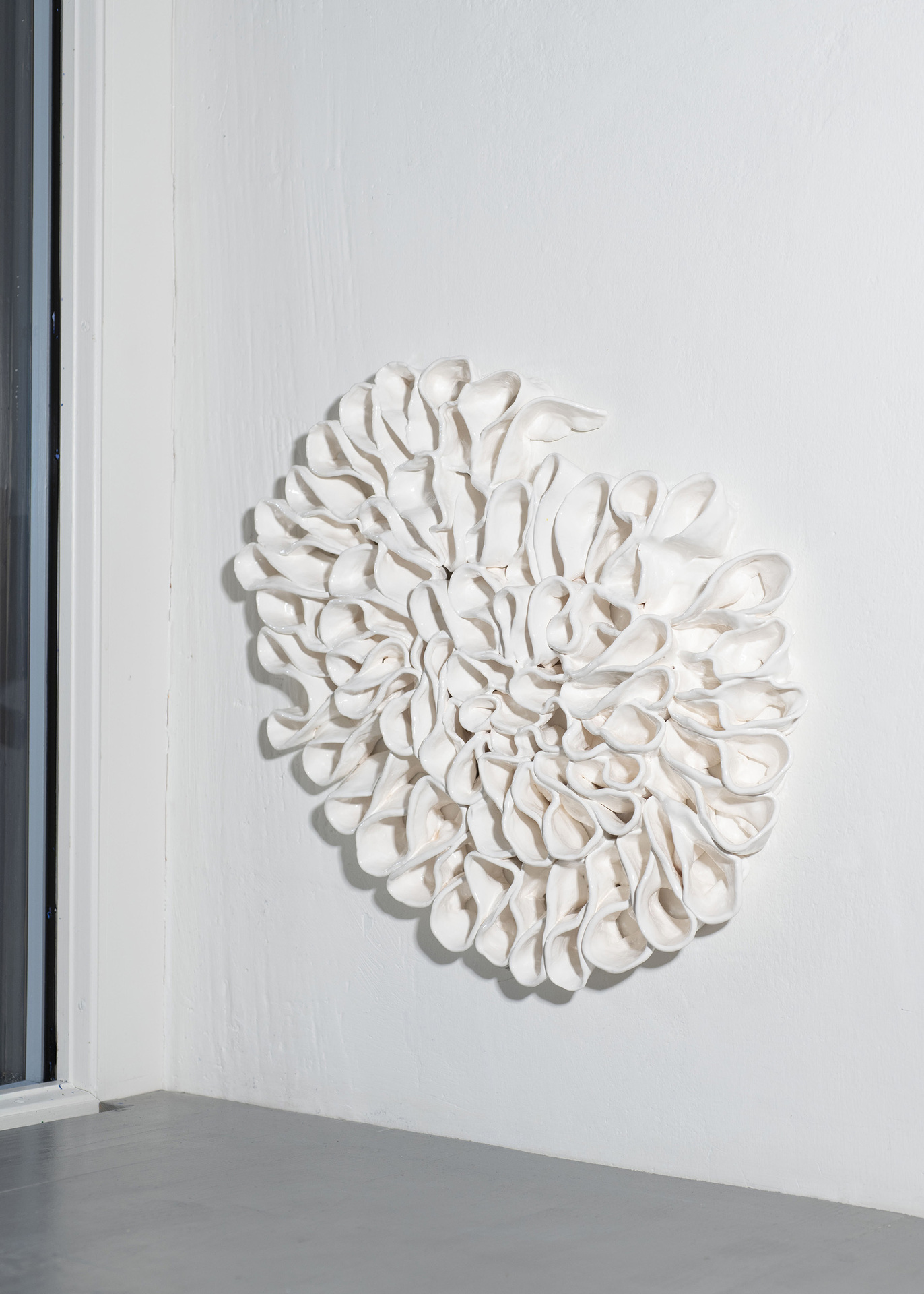 June Fischer, Egg, 2020, Porcelain, 35 x 50 cm