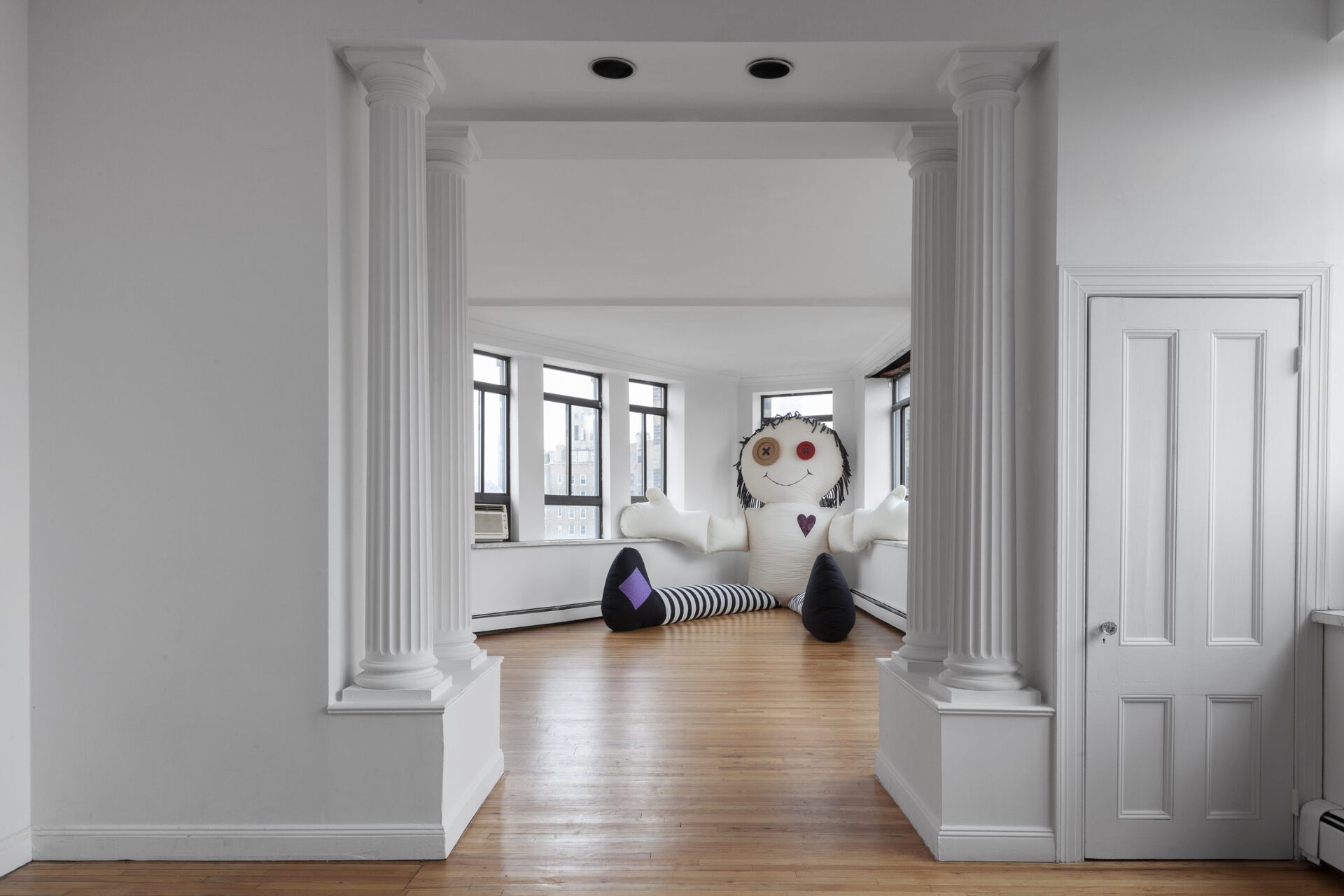 Abby Lloyd, Installation view: Goodbye Dolly, Alyssa Davis Gallery, 2021.