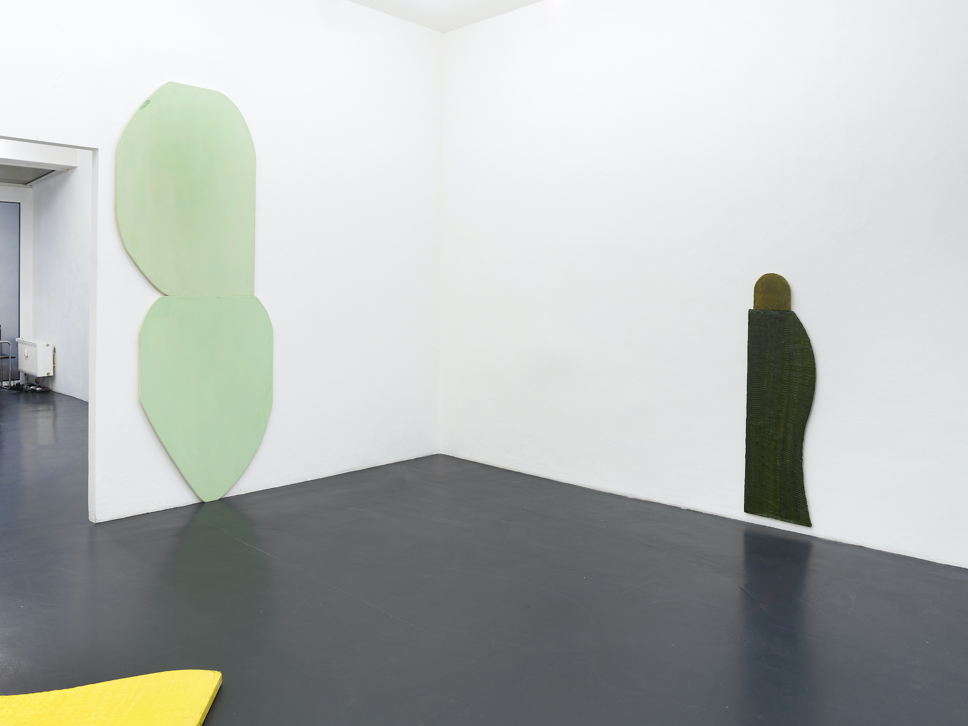 Amanda Ziemele, installation view, Natalia Hug, Cologne 2021