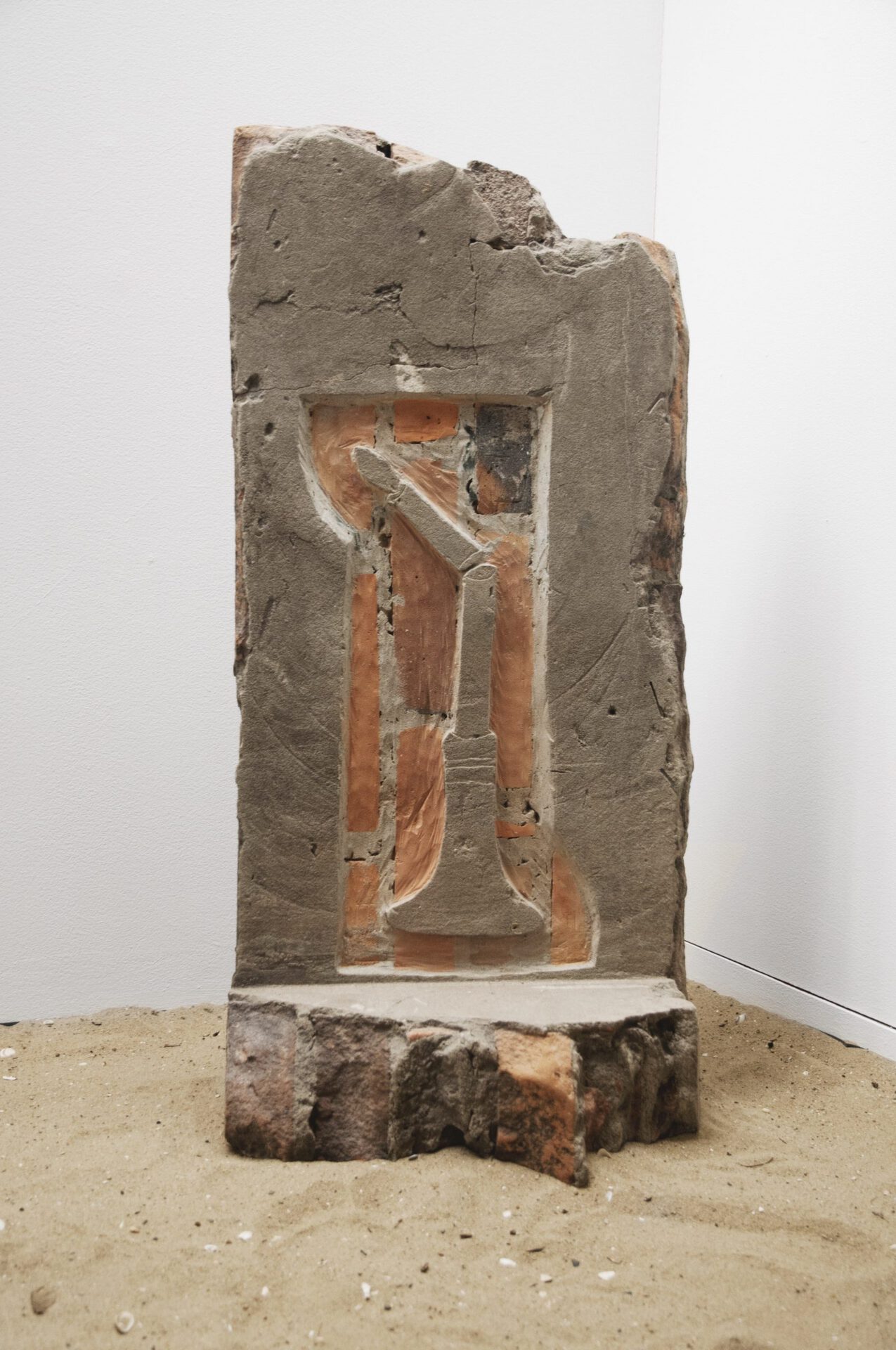 Finn Wagner, cry if you see me, 2021, ww2 bunker wall, 85x42x25cm