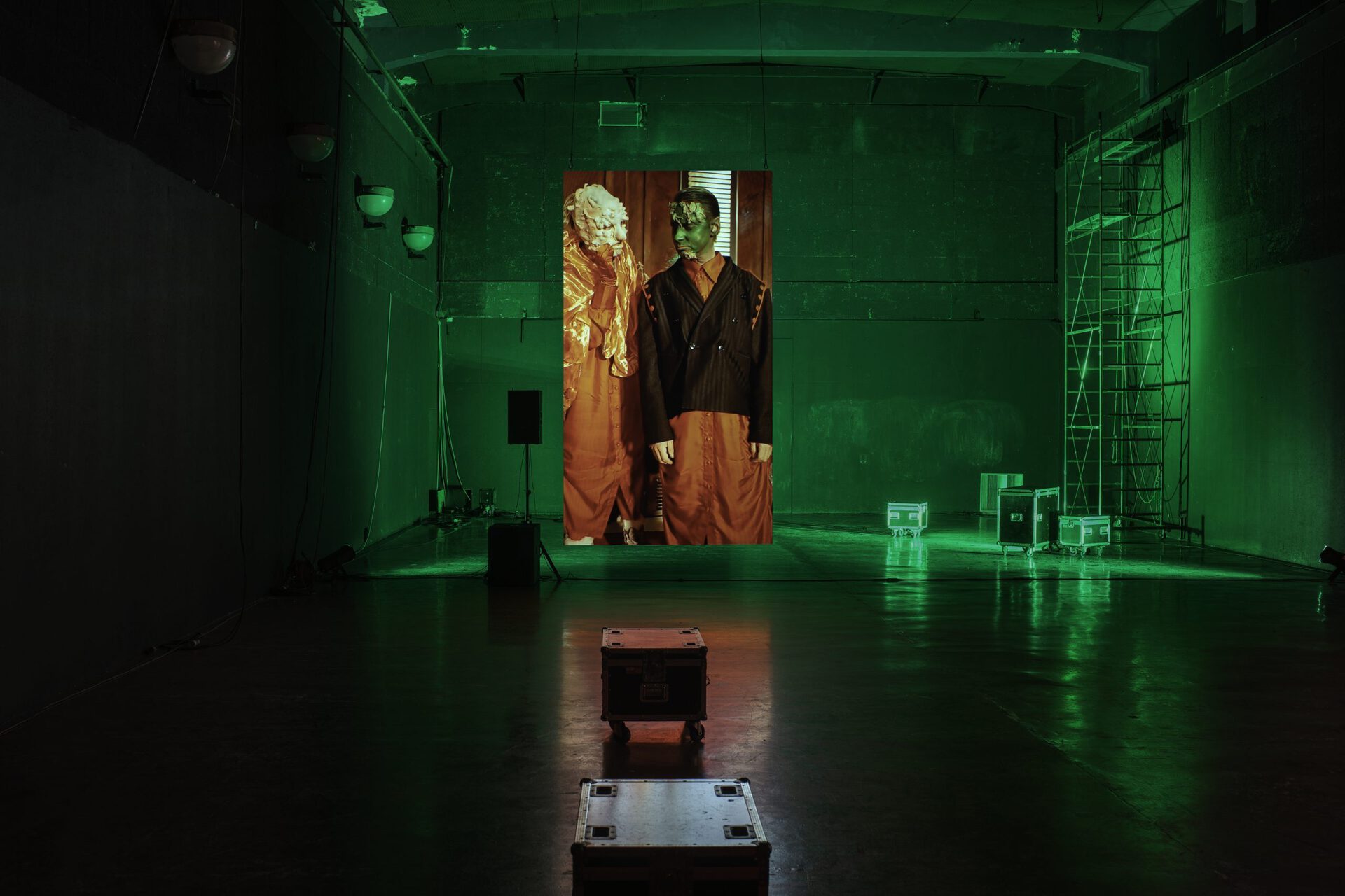 Jakub Jansa, SHAME TO PRIDE, 2021, 20mins, sync 3 channel video