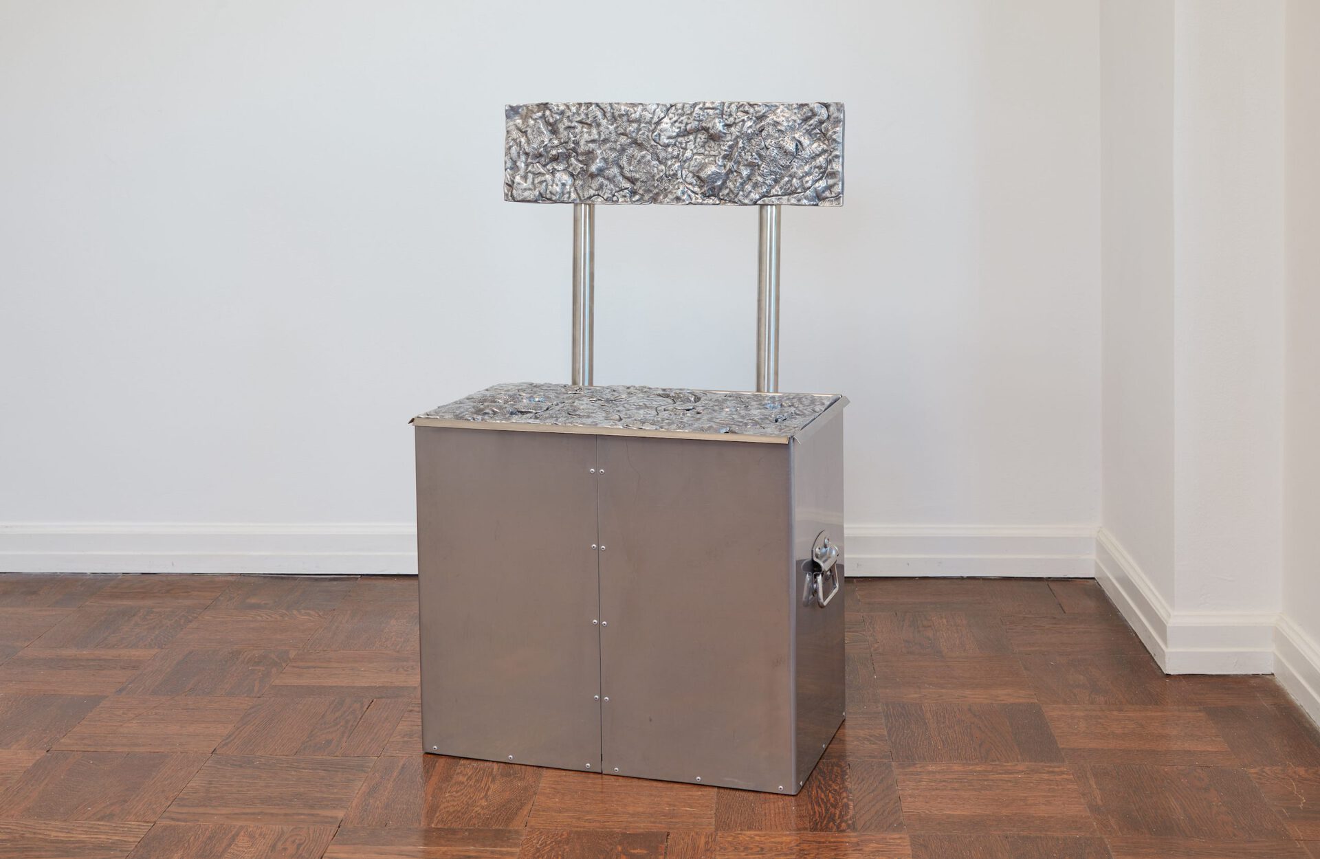 Irina Lotarevich, Skin Seat Single, 2020, cast and polished aluminium, stainless steel, hardware, 87 x 52 x 35,5 cm