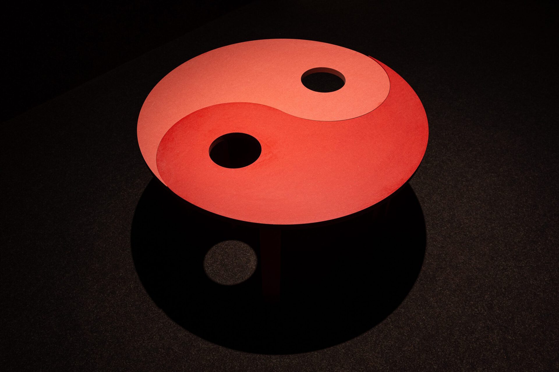 Anton Benois, Yin Yang Table, 2021, velcromat, 1.1m x 1.1m