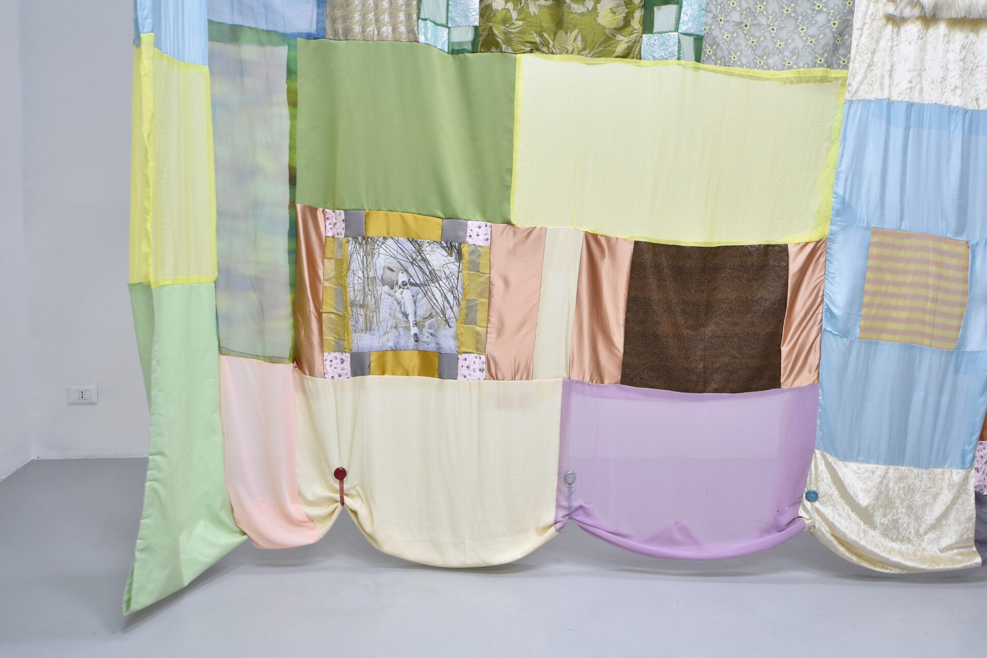 Viola Morini x Giacomo Giannantonio, "No child left behind" (detail), 2021, site-specific installation with various fabrics, variable dimensions