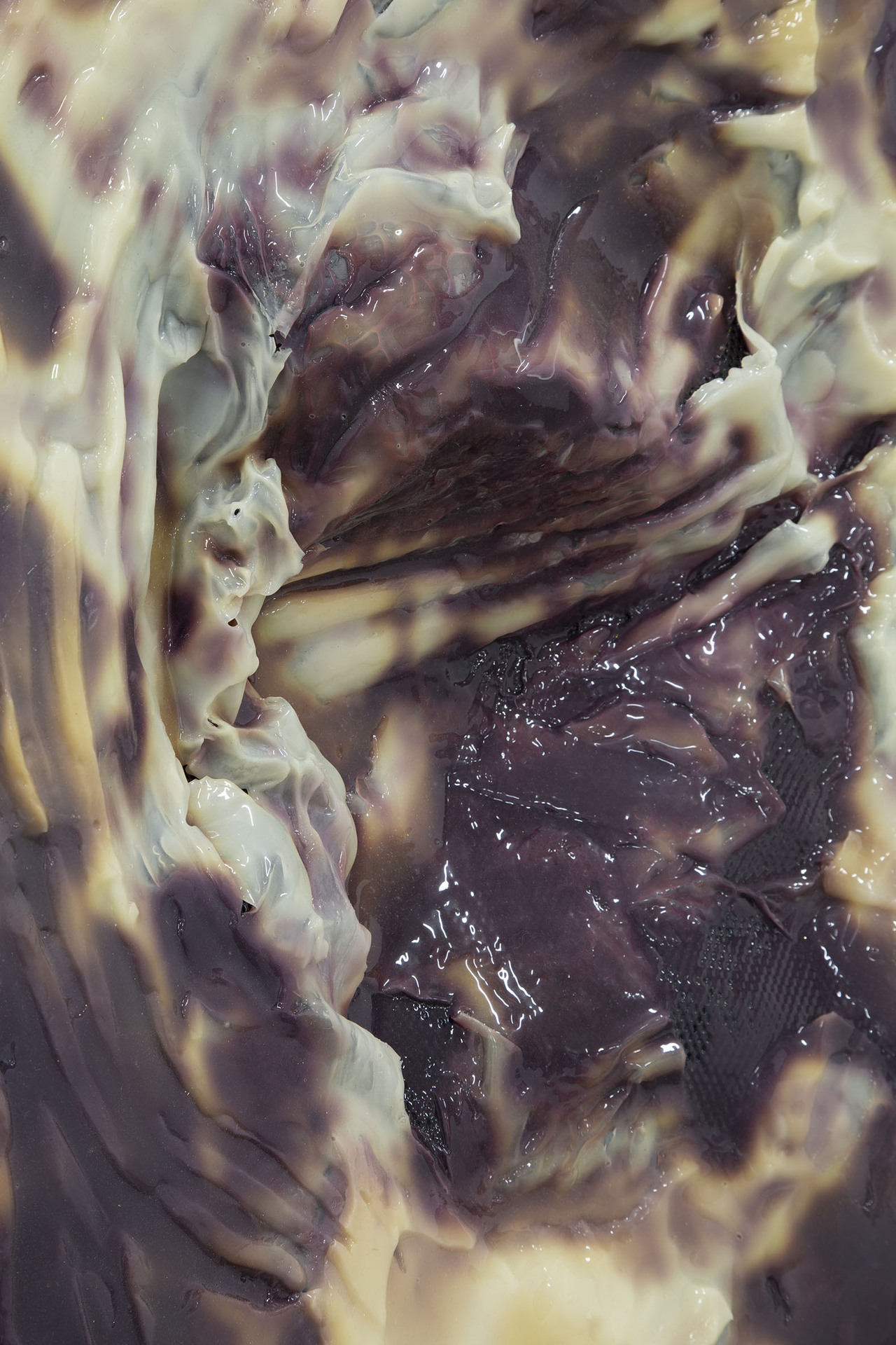 Sophie Hirsch, Bruise 1, 2021. Detail. Silicone, textil, 153 x 70 x 11 cm. Ph. Sophie Hirsch