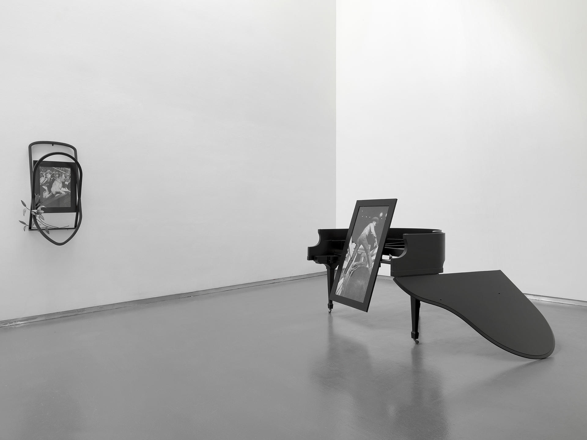Christine Rebhuhn, The Breeze Will Kill Me, Installation View 05, 2021, Mixed media.