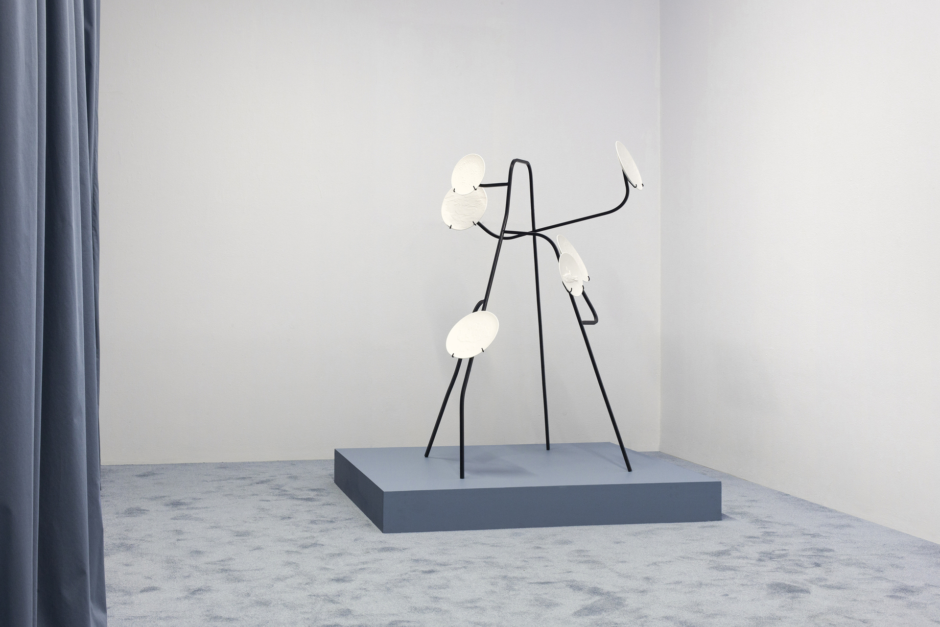 Michalina Bigaj, Tipping points, steel, porcelain, 90 × 96 × 130 cm, 2021
