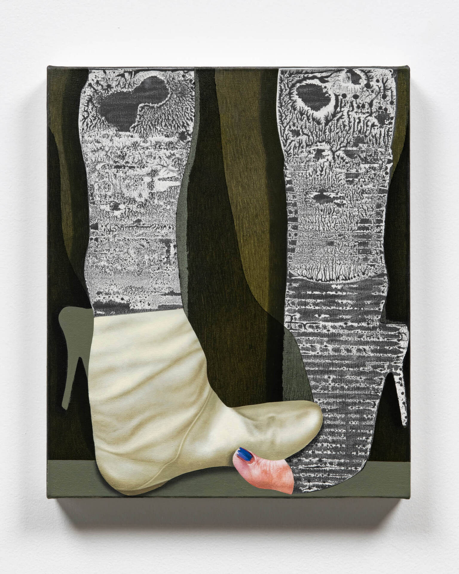 Veronika Pausova, Far Away Play (Toe Stopper), 2021, Oil on canvas. Reversible Lining, Bradley Ertaskiran.