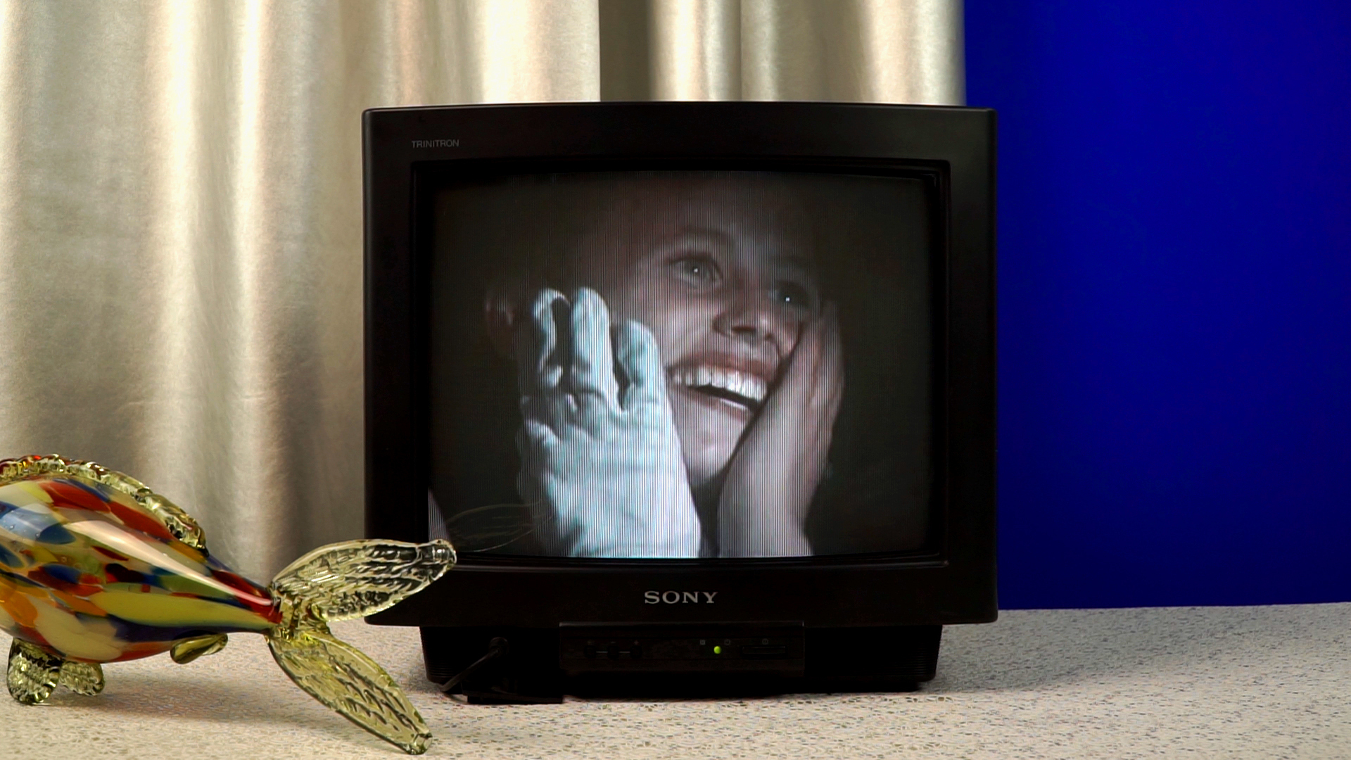 Alexandru Mihai Budeș & Lisa Marie Schmitt / 30 de ani de optimism, 2021 / still from ”30 de ani de Optimism”, video, 43,23 min, 2021