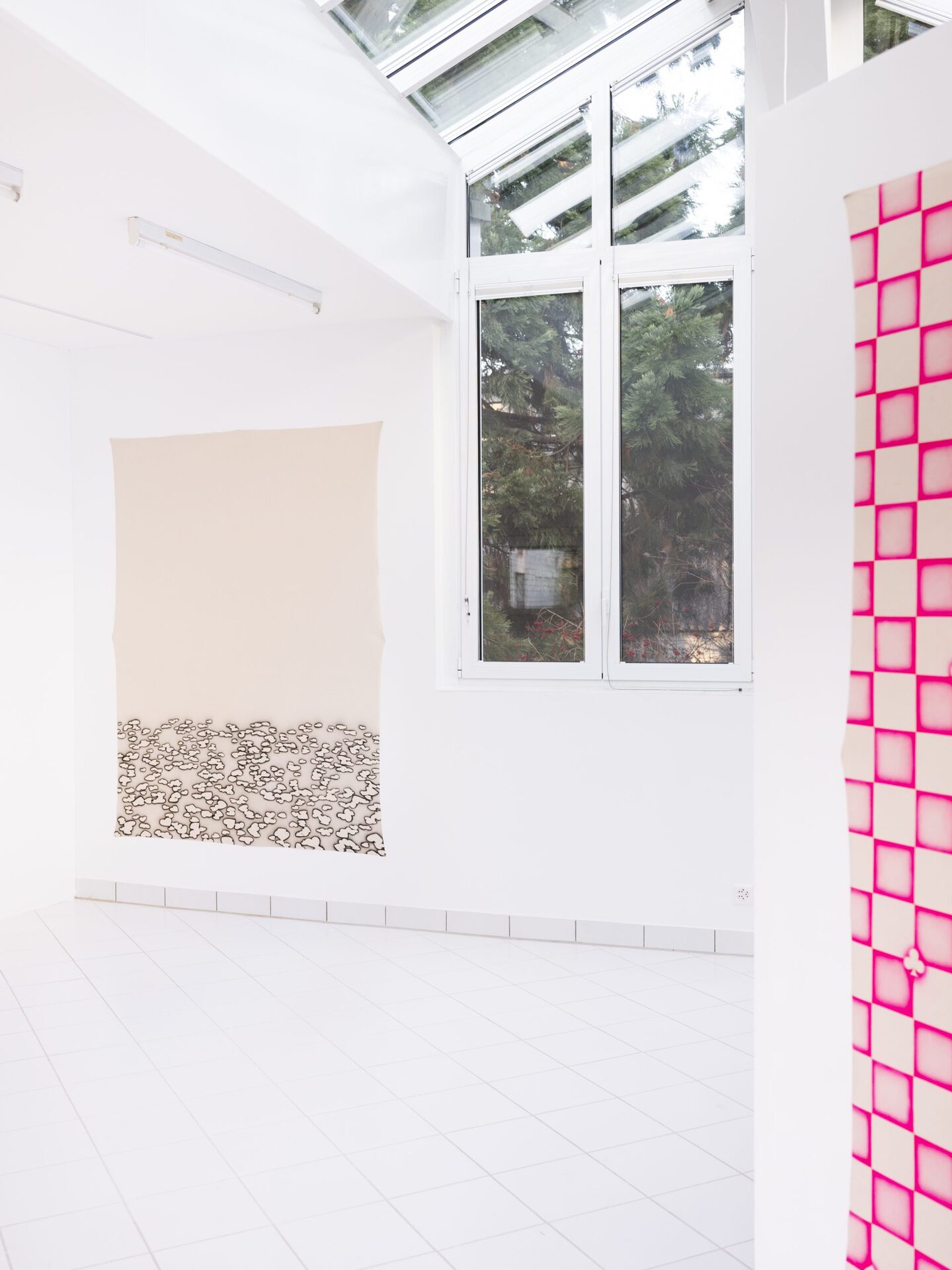 Christelle Kahla, Vapours of love, installation view, 2021