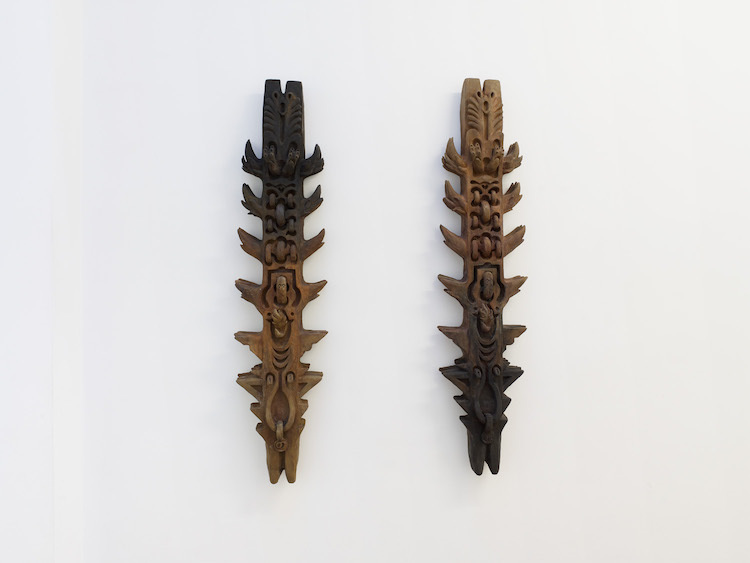 Sharon Van Overmeiren, Count Your Blessings & Count My Blessings, 2021, bronze, 132 x 31 x 14cm.